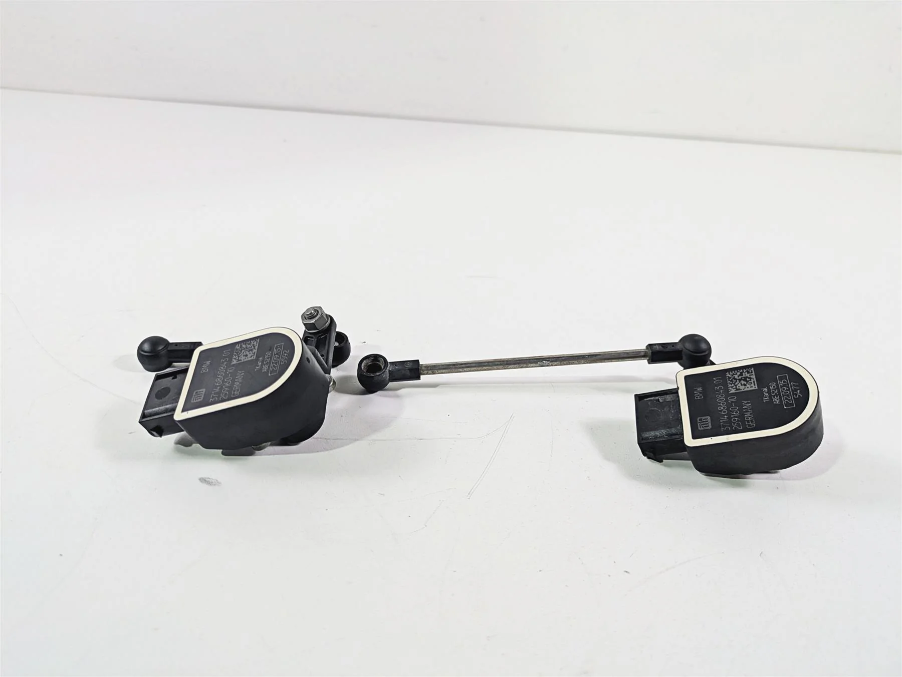 2016 BMW R1200RT K52 Bike Level Angle Sensor Set 37146860843 - Image 5