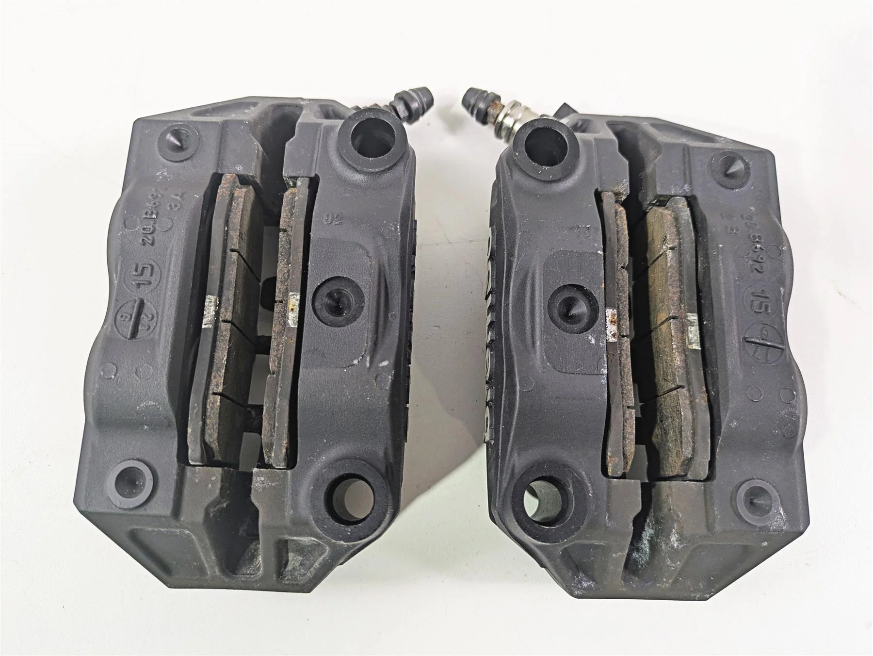 2016 BMW R1200RT K52 Brembo Front Brake Caliper Set 34118556205 34118556206 - Image 7