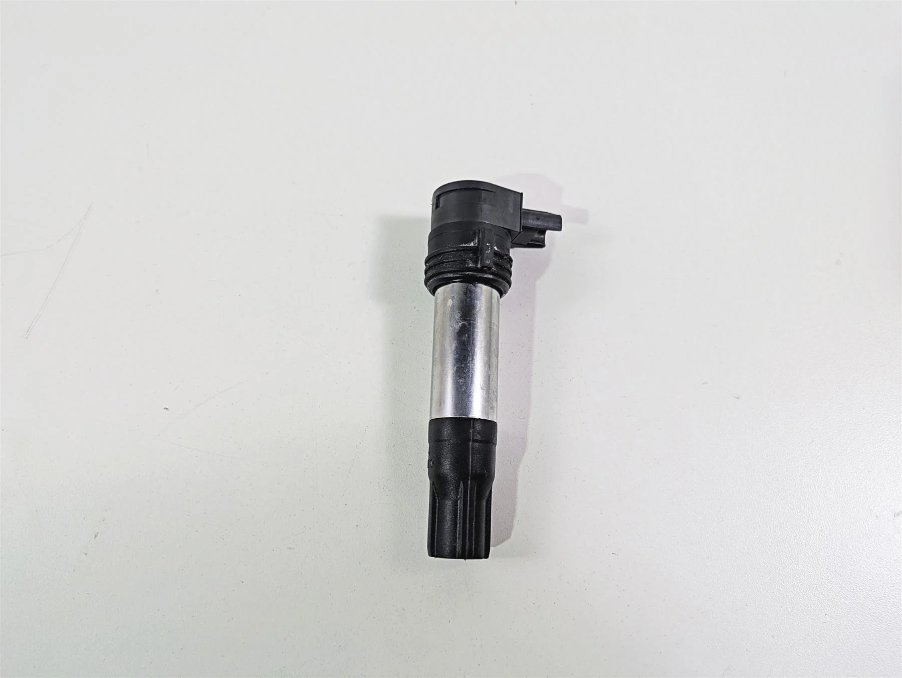 2016 BMW R1200RT K52 Eldor Ignition Coil Stick Coil 12138526677