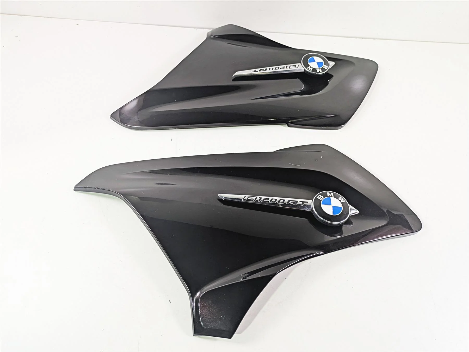 2016 BMW R1200RT K52 Emblem Side Covers Fairing Set 46638567815 46638567816 - Image 3