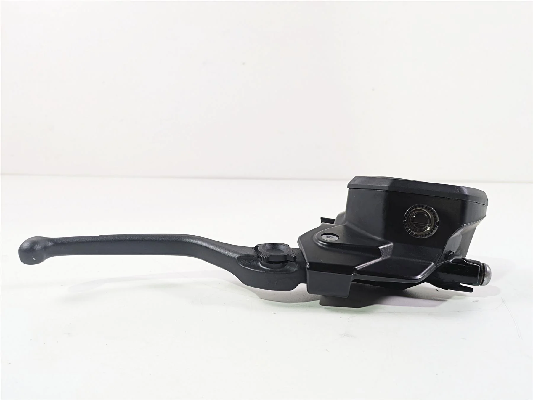 2016 BMW R1200RT K52 Front Brake Master Cylinder 32728559604 - Image 4