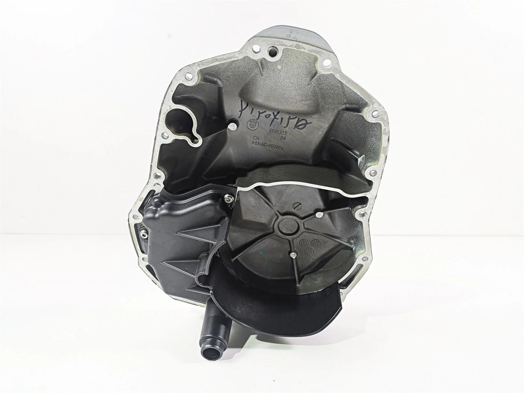 2016 BMW R1200RT K52 Front Engine Motor Crank Case Cover 8541375 - Image 4