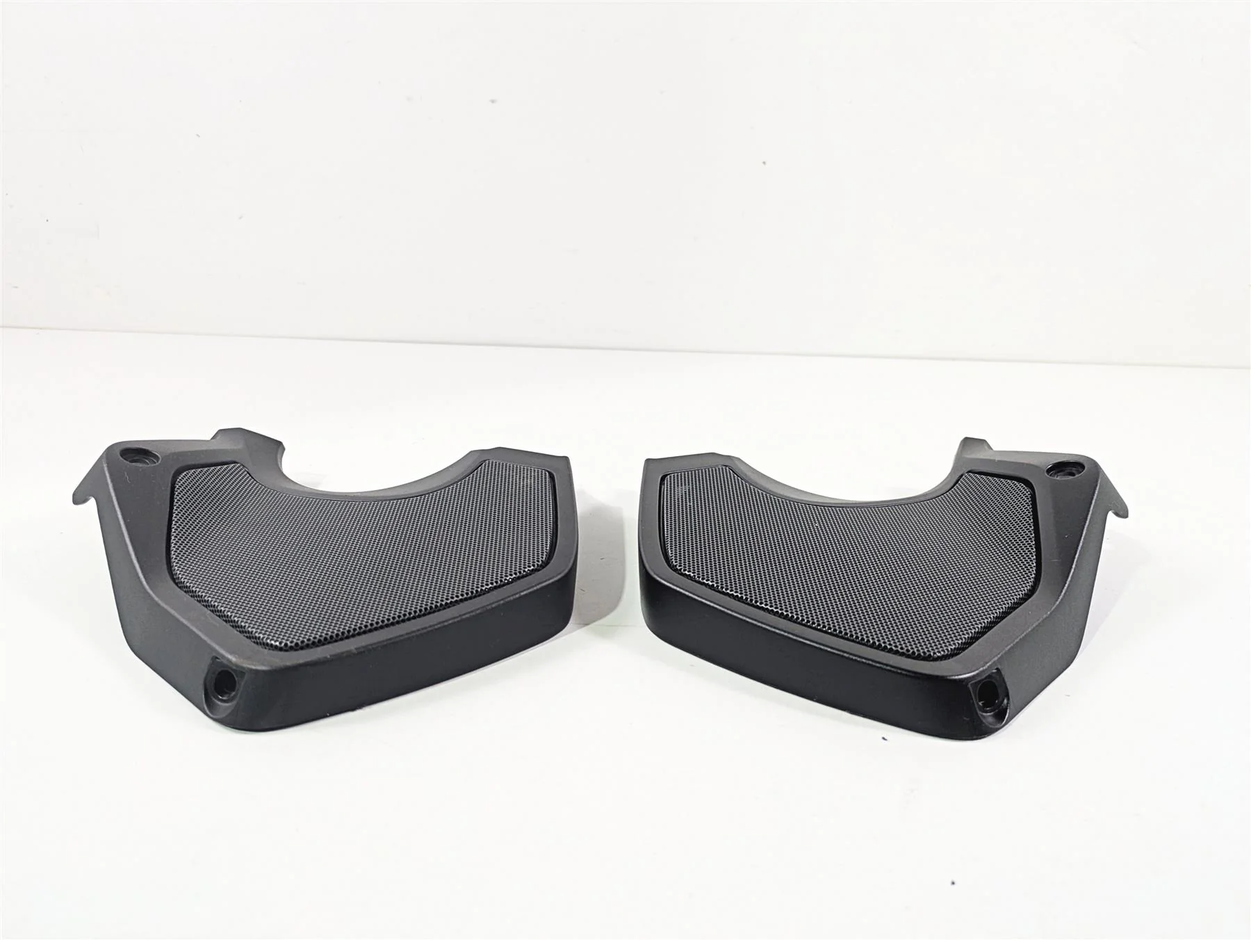 2016 BMW R1200RT K52 Front Left Right Speaker Cover Set 46638529412 46638529411 - Image 5