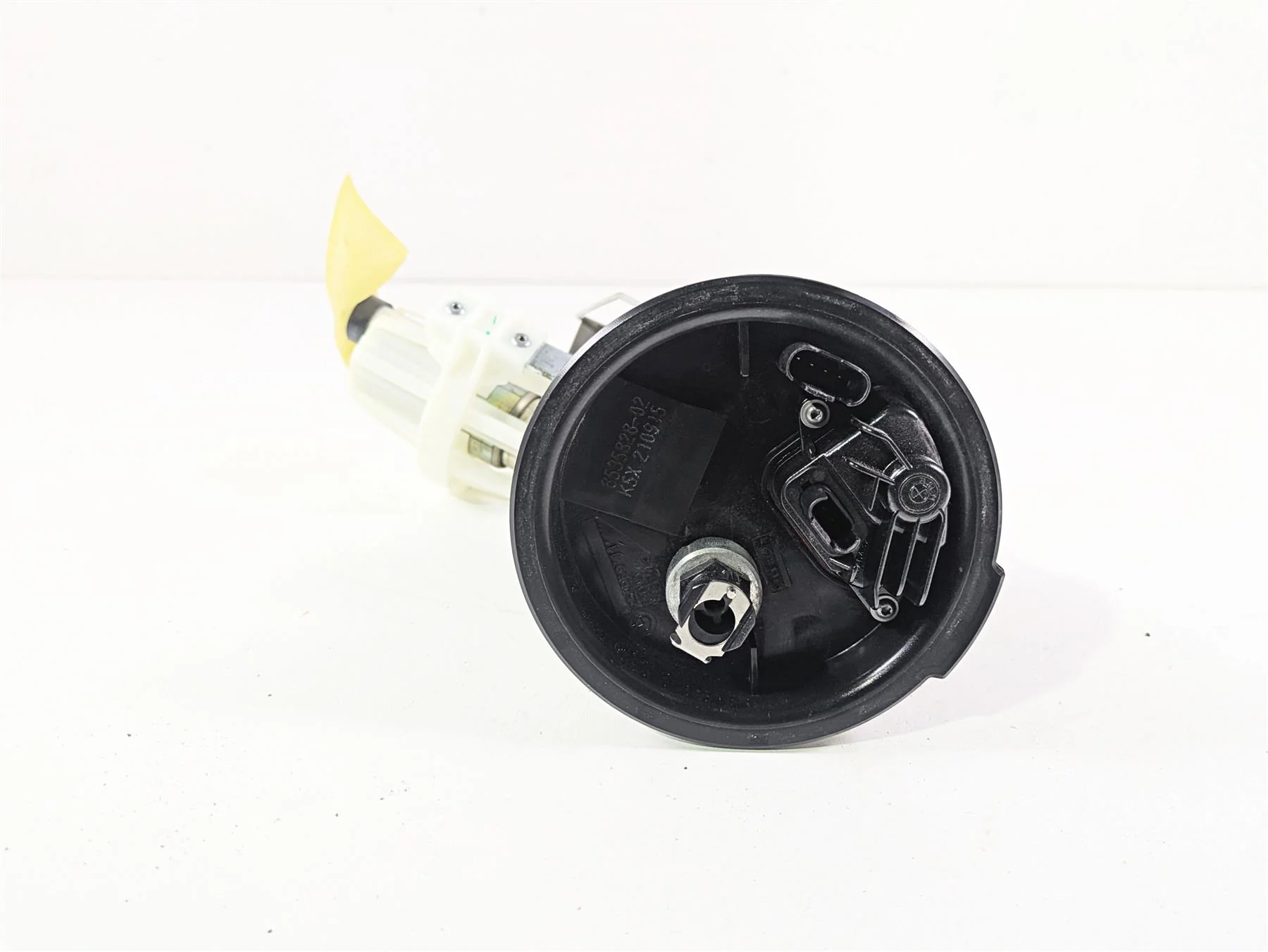 2016 BMW R1200RT K52 Fuel Gas Petrol Pump 16148532133 16148357969 - Image 4