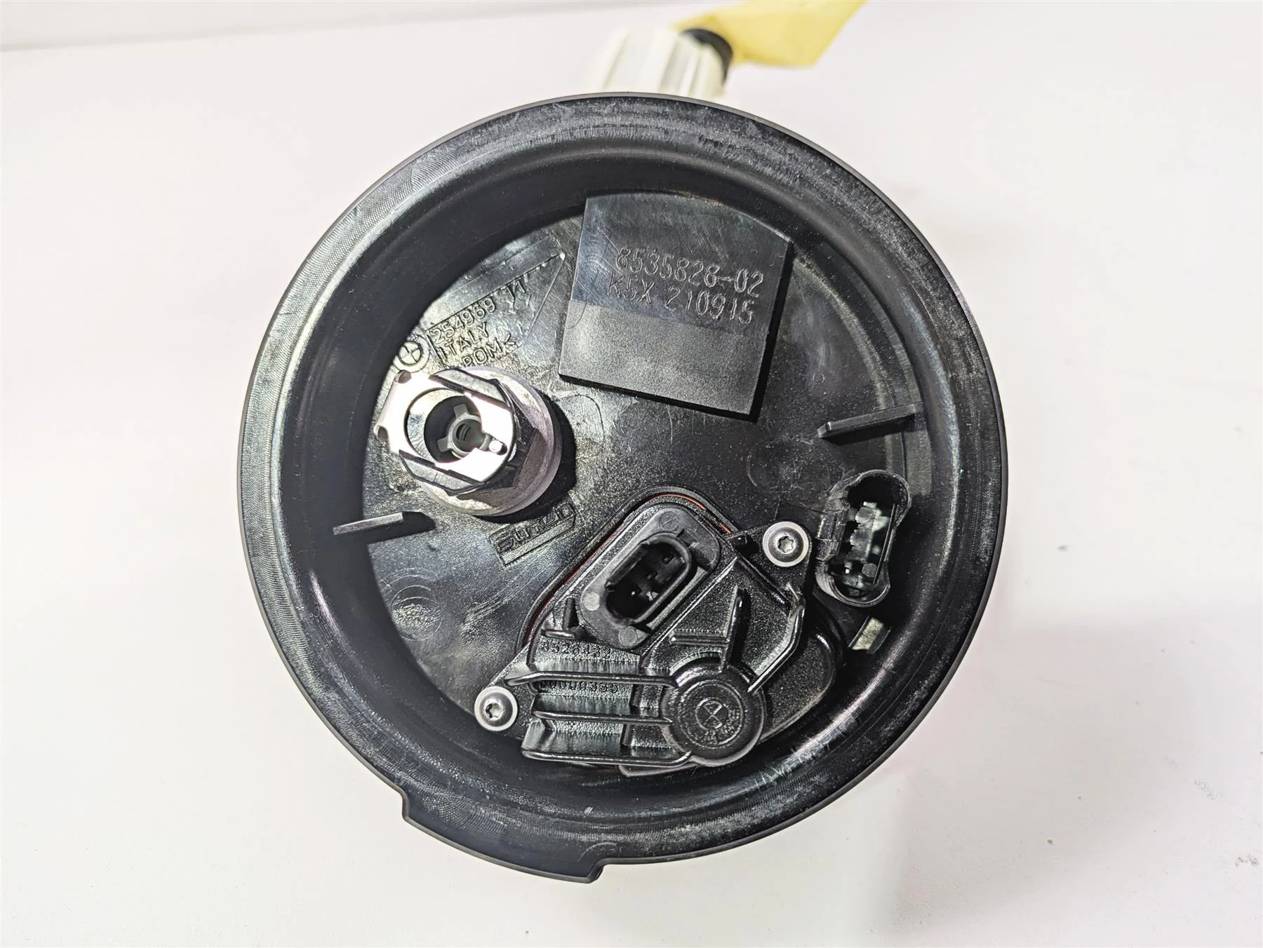 2016 BMW R1200RT K52 Fuel Gas Petrol Pump 16148532133 16148357969 - Image 7