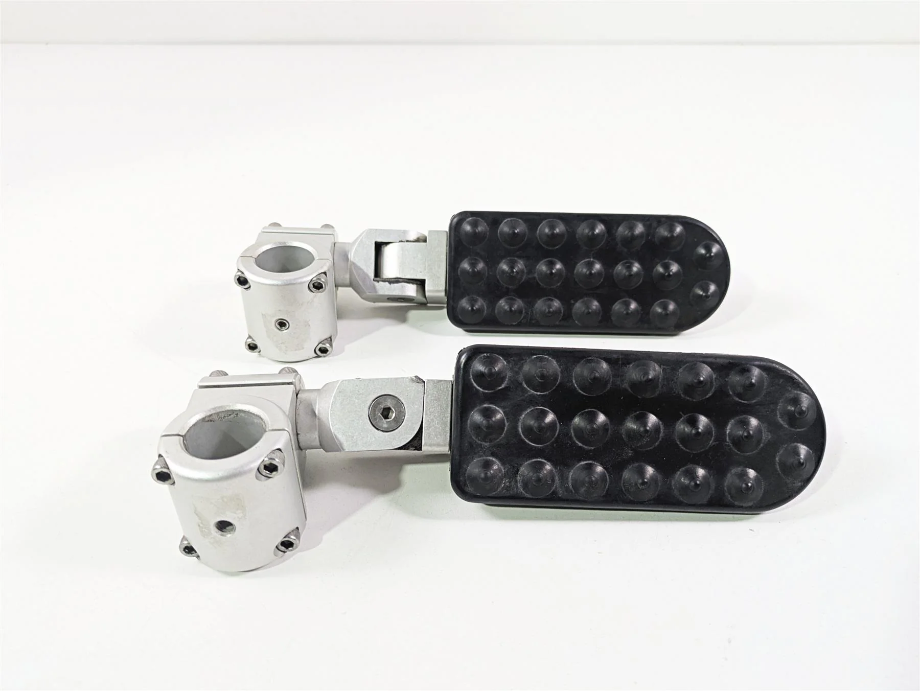 2016 BMW R1200RT K52 Ilium Works Versatile Highway FootPeg Set  27-100 - Image 2