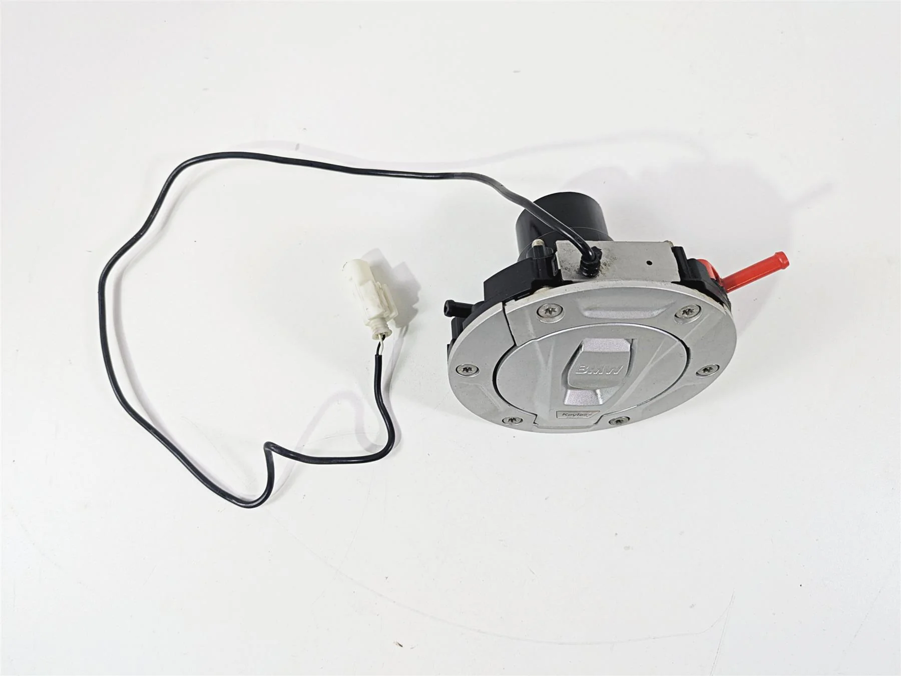 2016 BMW R1200RT K52 Keyless Fuel Gas Petrol Tank Lid Cap 16118552106