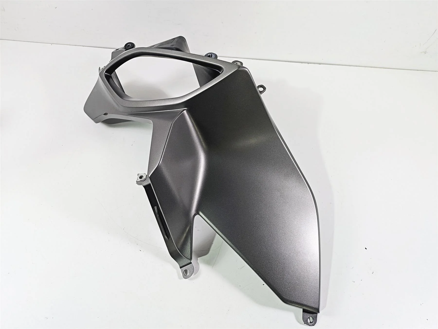 2016 BMW R1200RT K52 Left Right Intake Fairing Cover Set 46638533582 46638529381 - Image 11