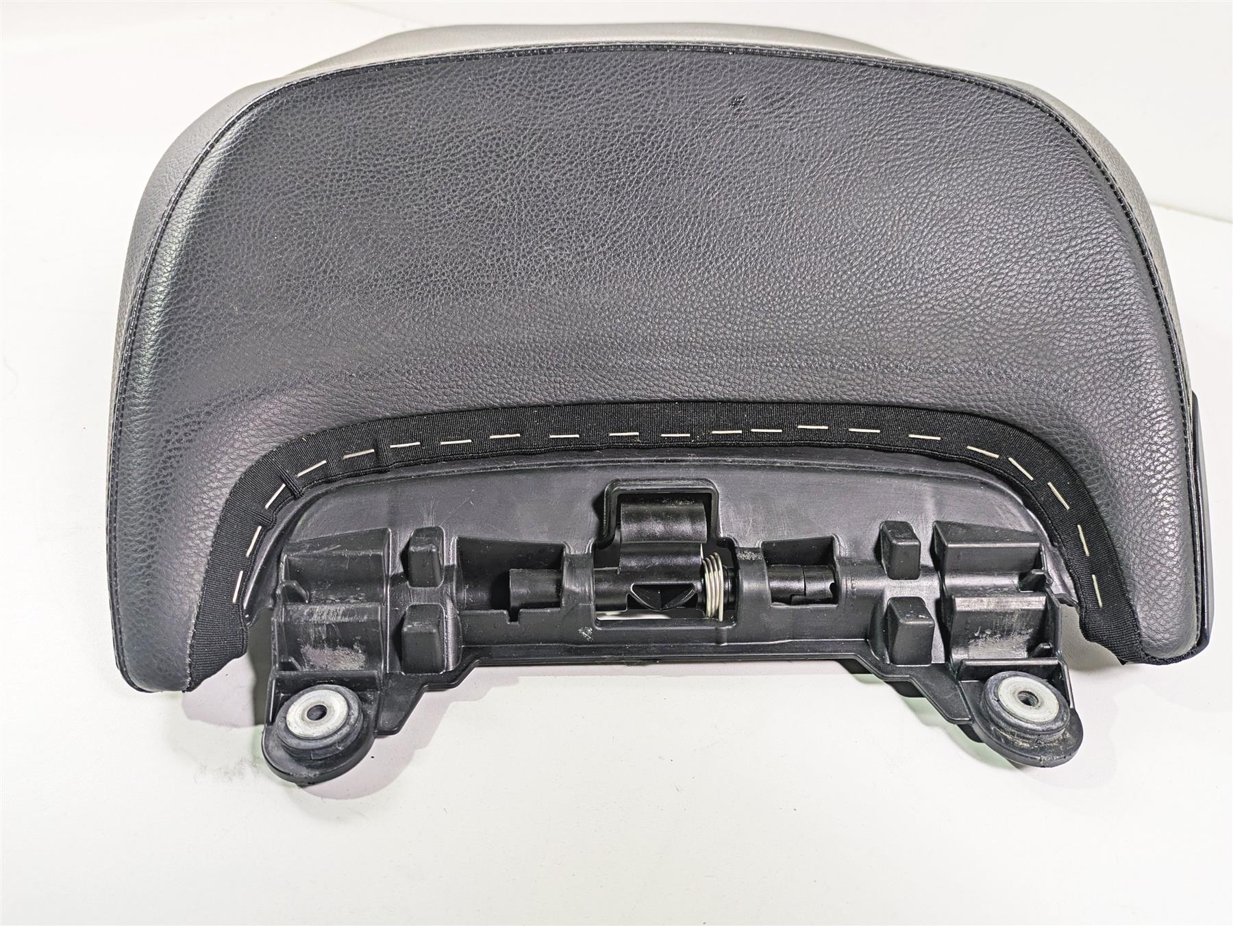 2016 BMW R1200RT K52 Rear Heated Passenger Seat Saddle 52537728824 - Image 10