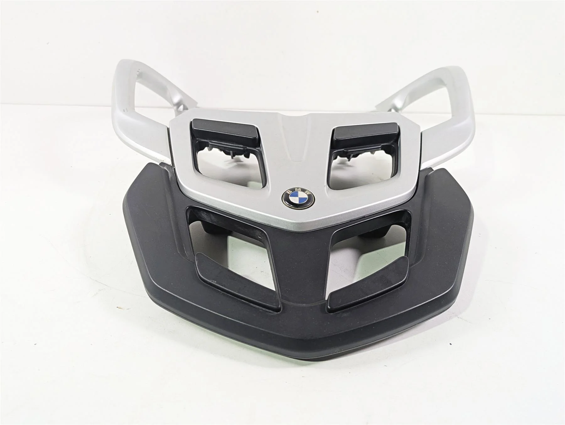 2016 BMW R1200RT K52 Rear Luggage Rack Grab Rail Bar 46548520650 - Image 5