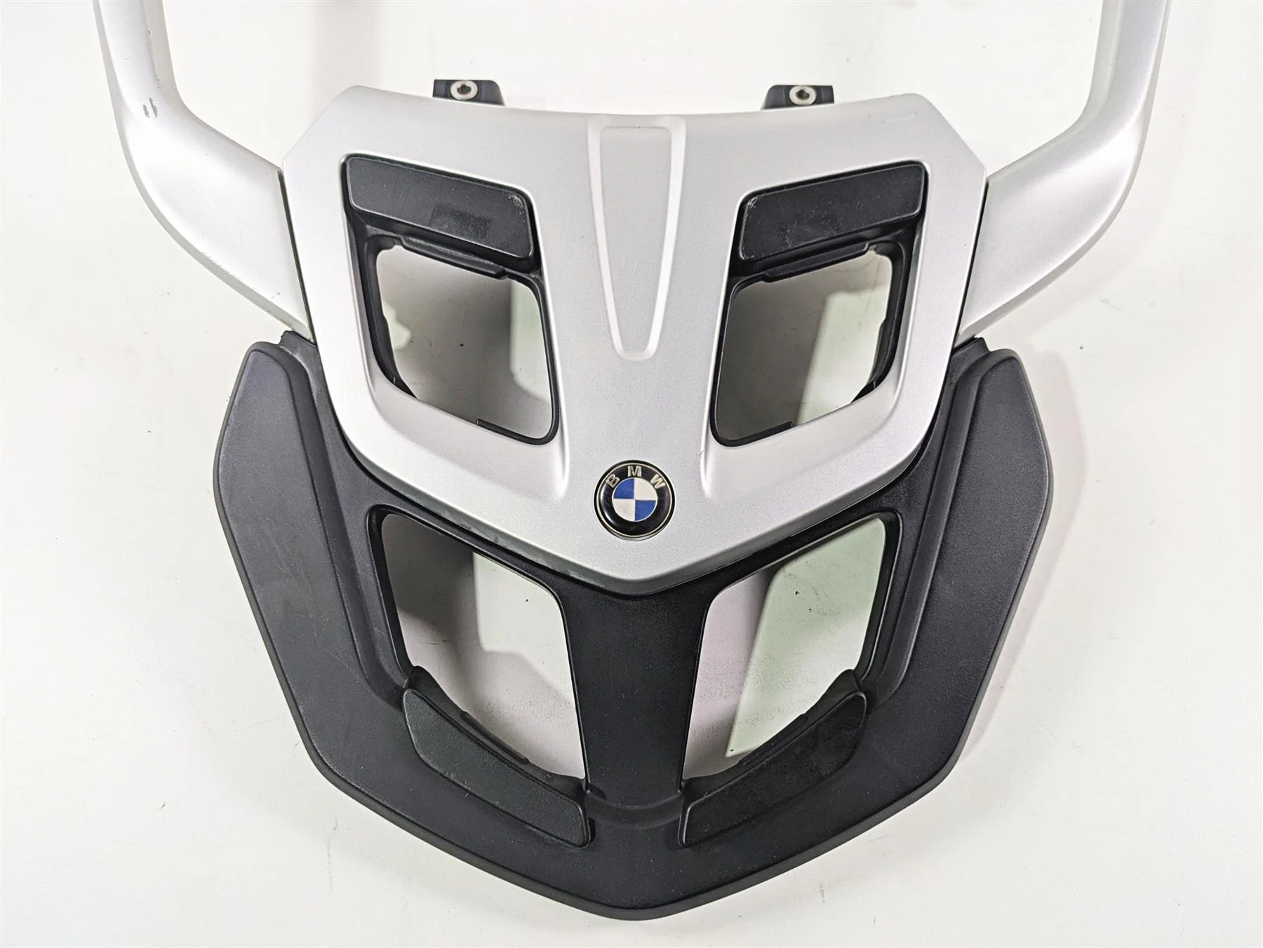 2016 BMW R1200RT K52 Rear Luggage Rack Grab Rail Bar 46548520650 - Image 8