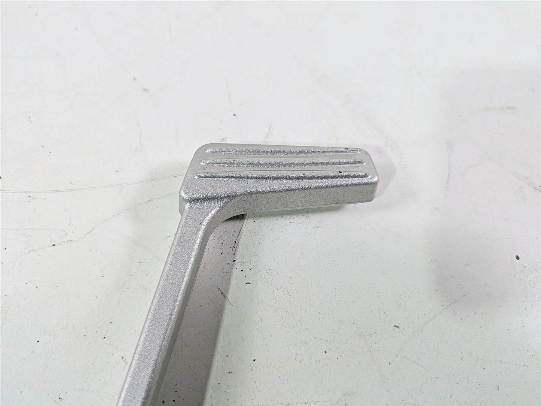 2016 BMW R1200RT K52 Right Left Foot Peg + Brake Pedal - Read 46718535642 - Image 9