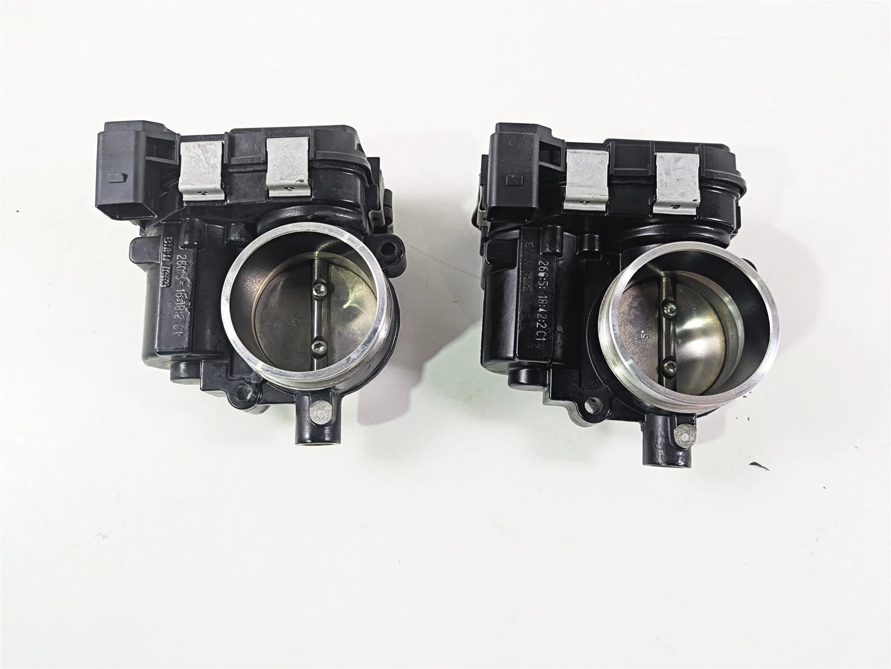 2016 BMW R1200RT K52 Throttle Body Bodies Set 13548564959