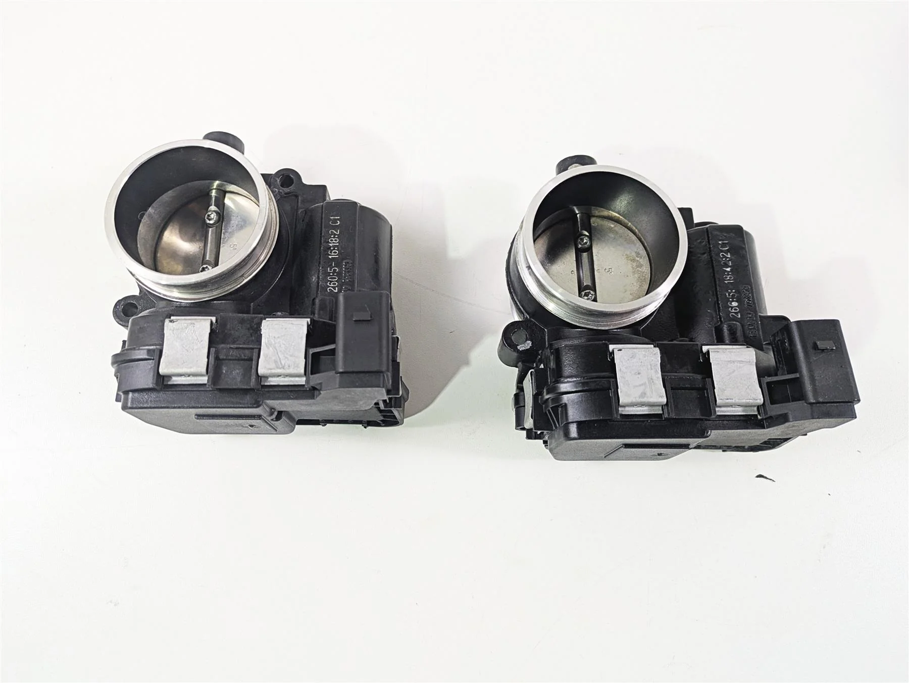 2016 BMW R1200RT K52 Throttle Body Bodies Set 13548564959 - Image 3