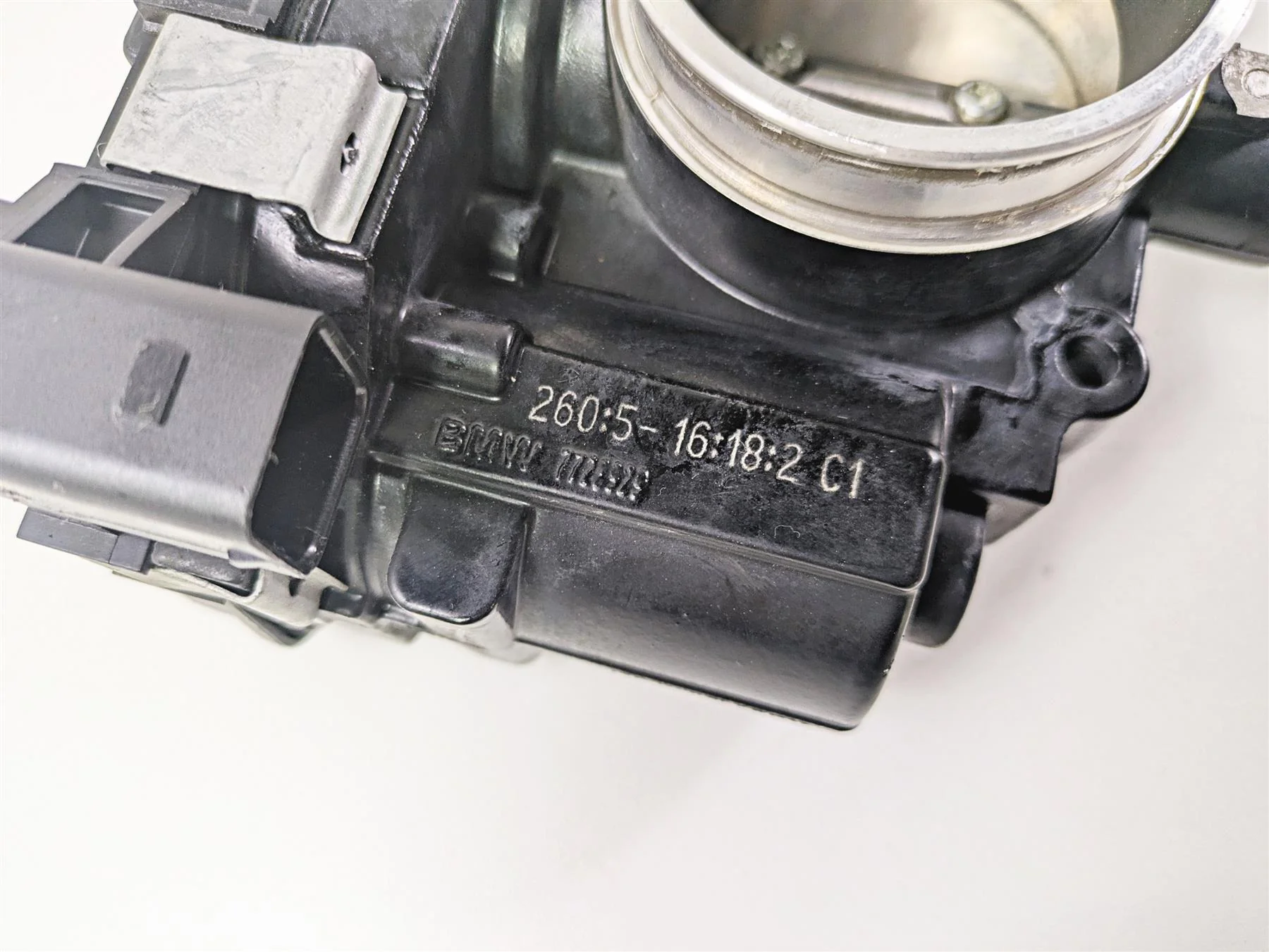 2016 BMW R1200RT K52 Throttle Body Bodies Set 13548564959 - Image 5
