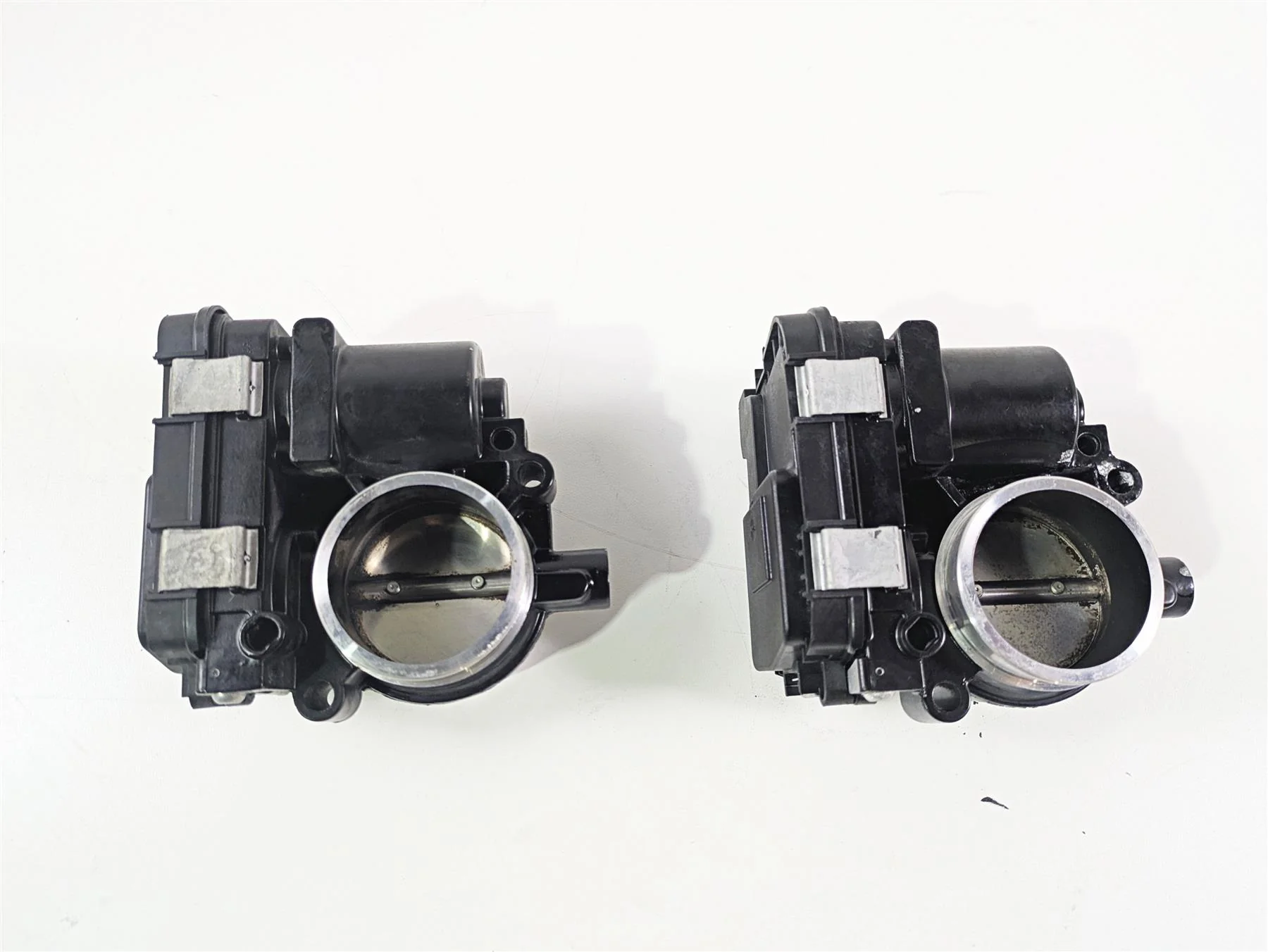 2016 BMW R1200RT K52 Throttle Body Bodies Set 13548564959 - Image 6