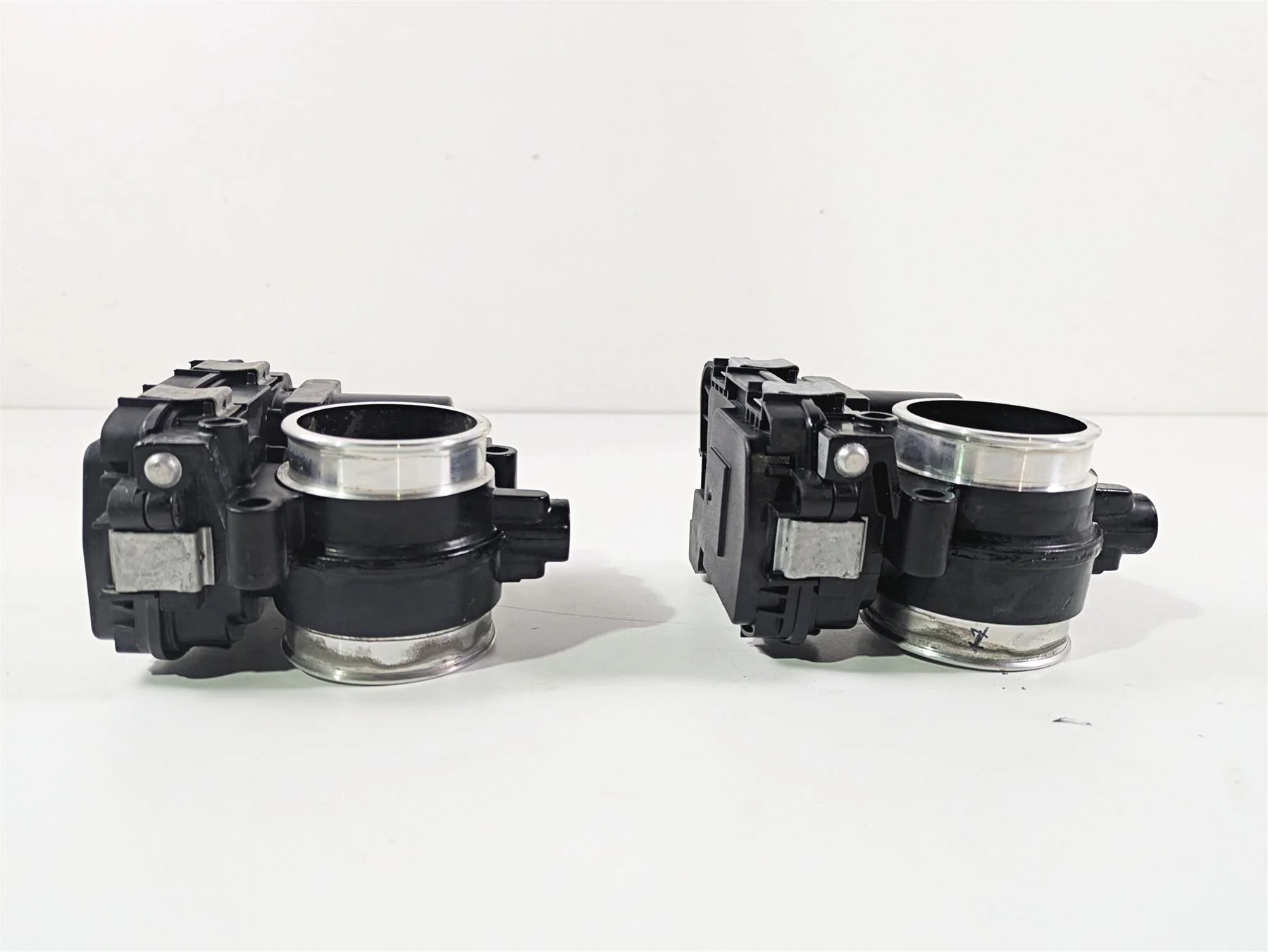 2016 BMW R1200RT K52 Throttle Body Bodies Set 13548564959 - Image 7