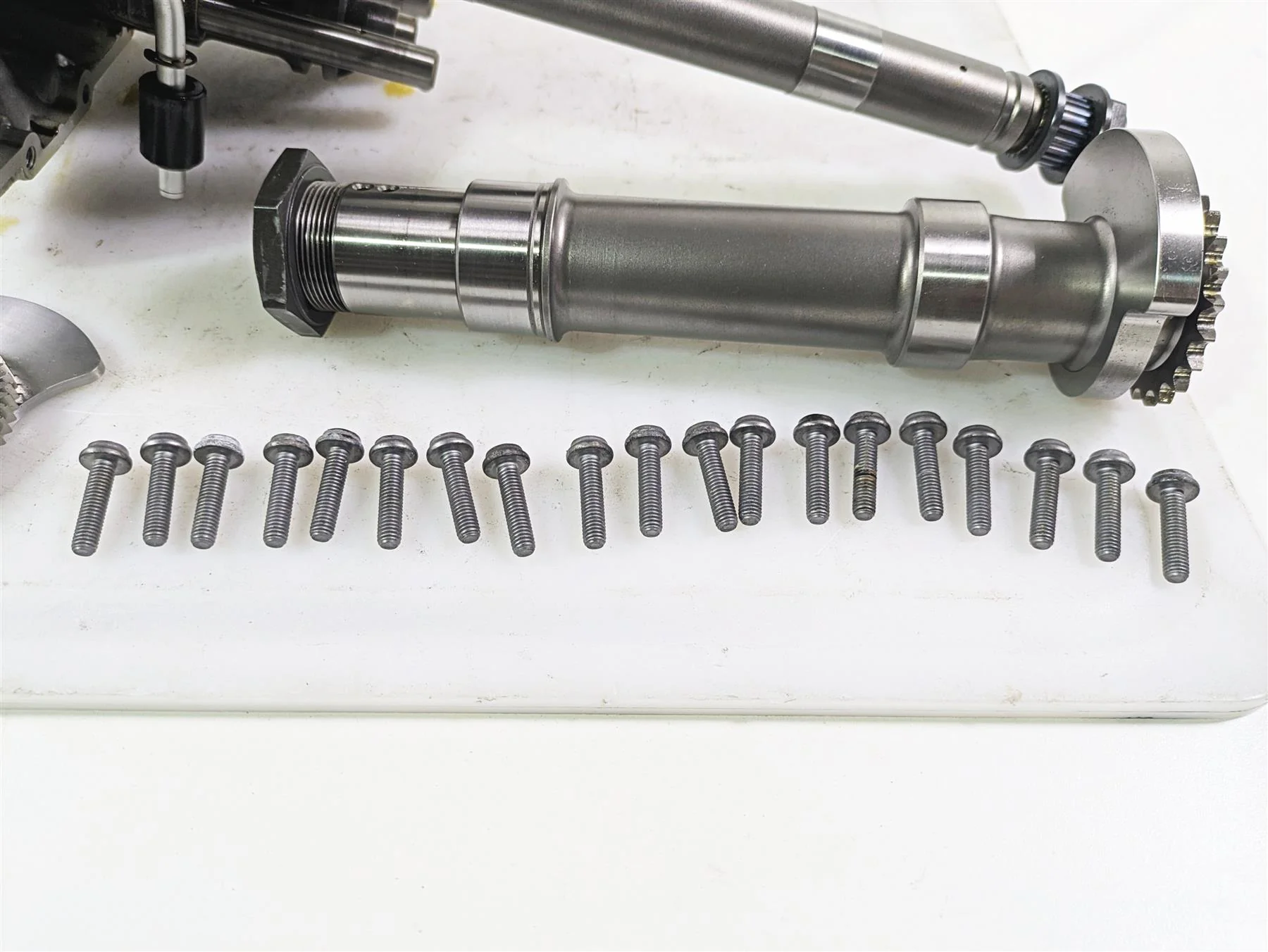 2016 BMW R1200RT K52 Transmission Gear Box Shaft Set 23008567243 - Image 8