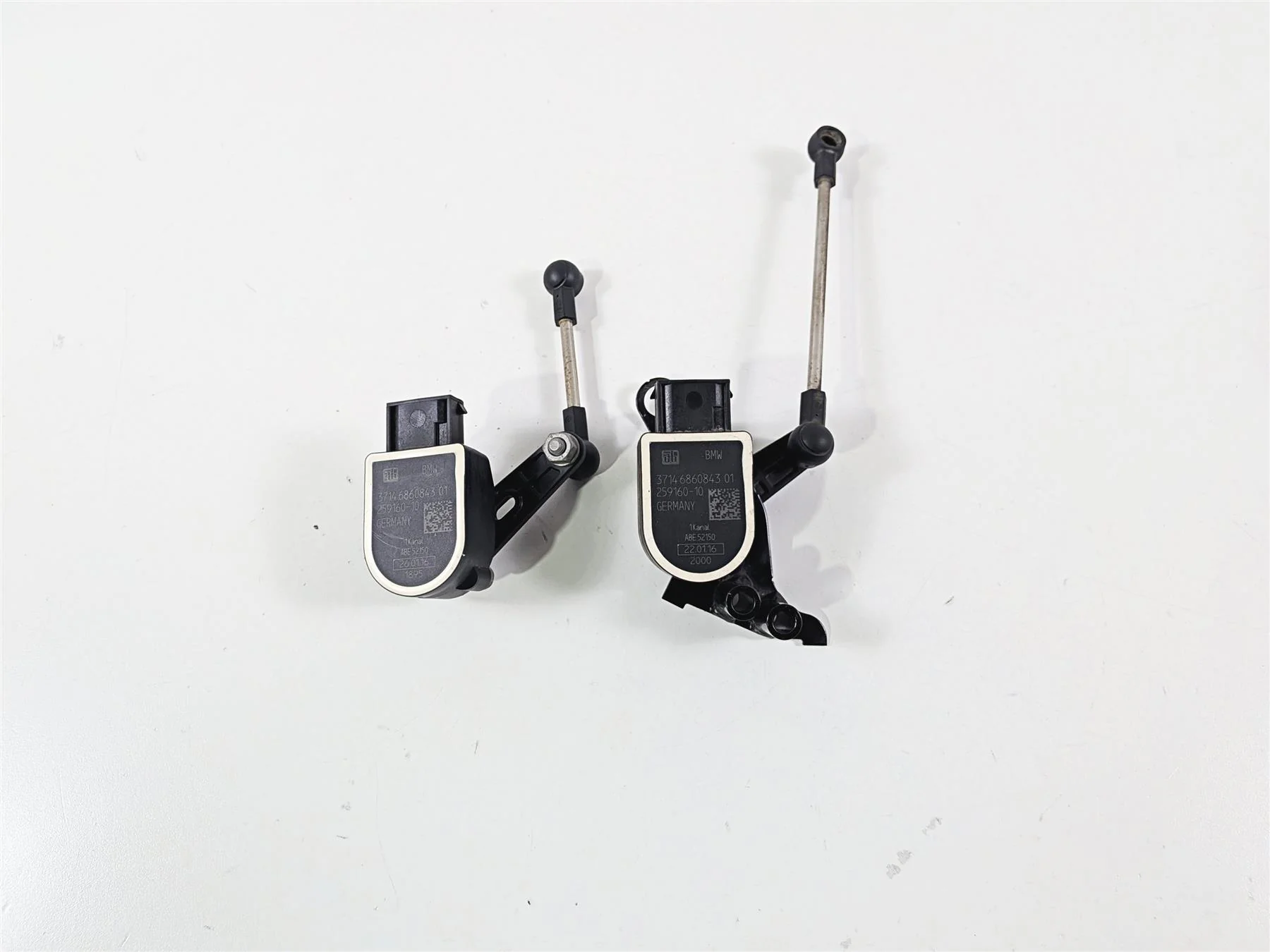 2016 BMW R1200RT RT RTW K52 Bike Height Level Sensor Set 37146860843 37146870000