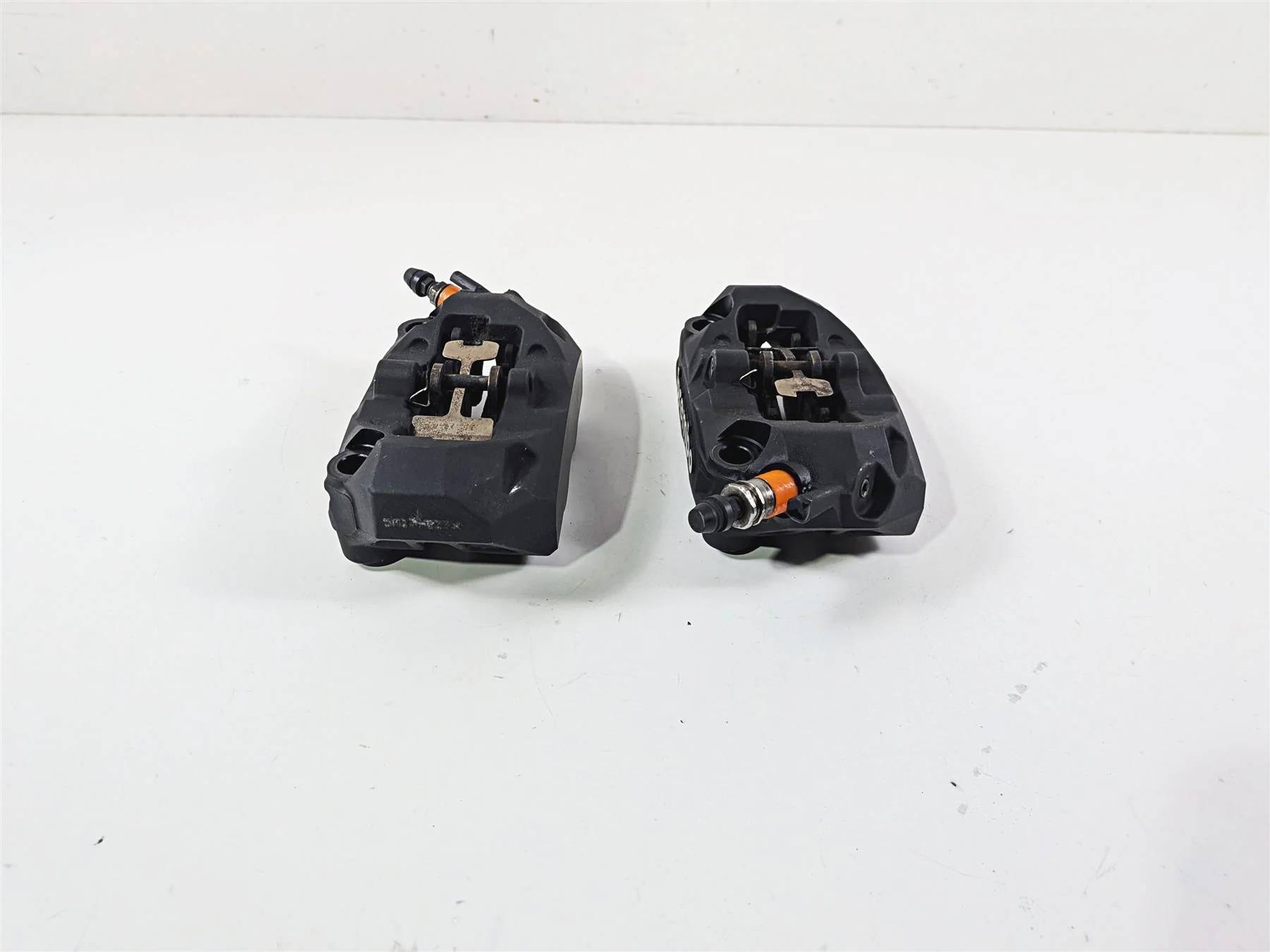 2016 BMW R1200RT RT RTW K52 Front Brake Caliper Set Brembo 100mm 34118556205 - Image 5