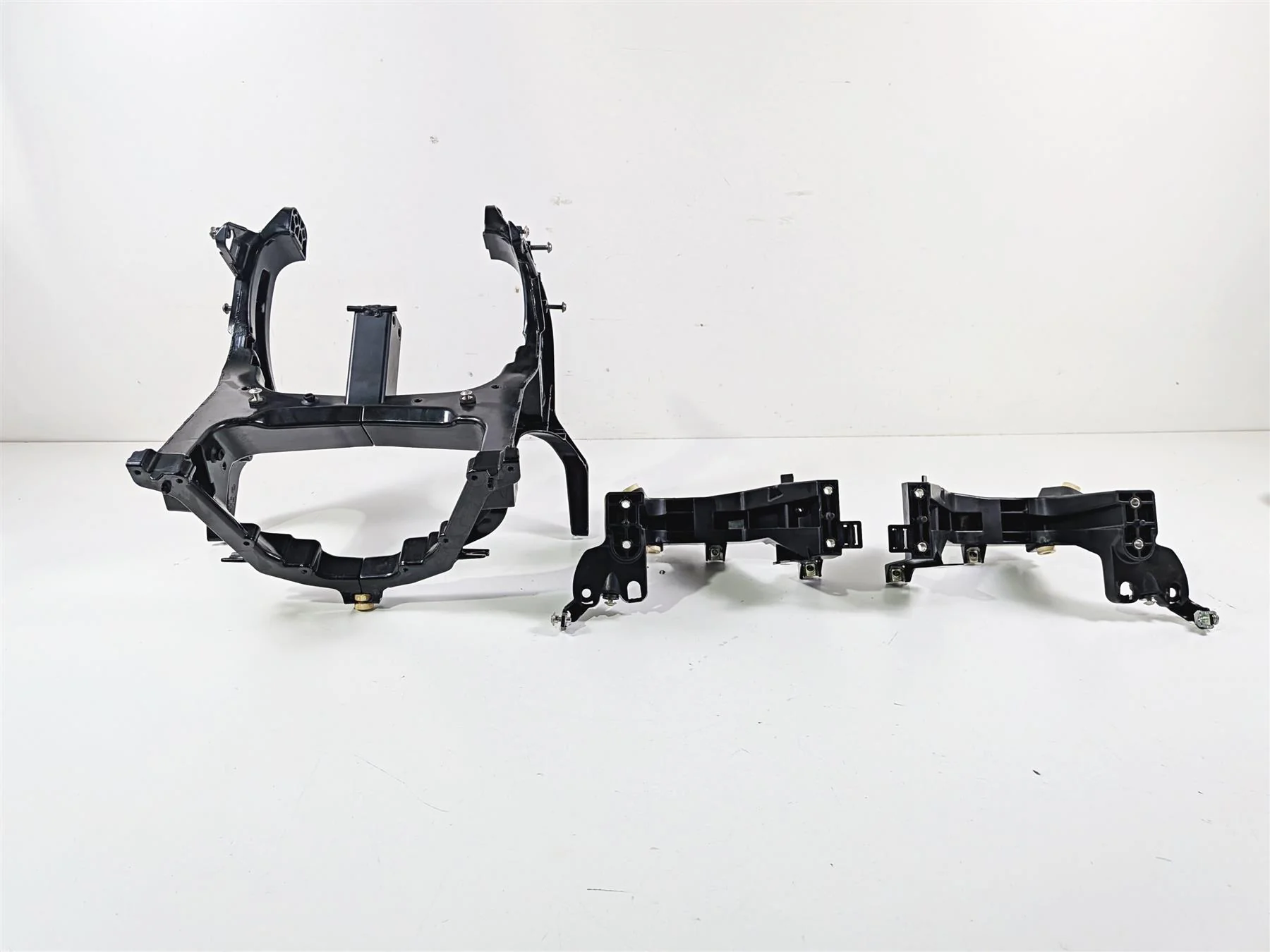 2016 BMW R1200RT RT RTW K52 Front Fairing Stay Mount Set 46638529329 46638529330 - Image 7