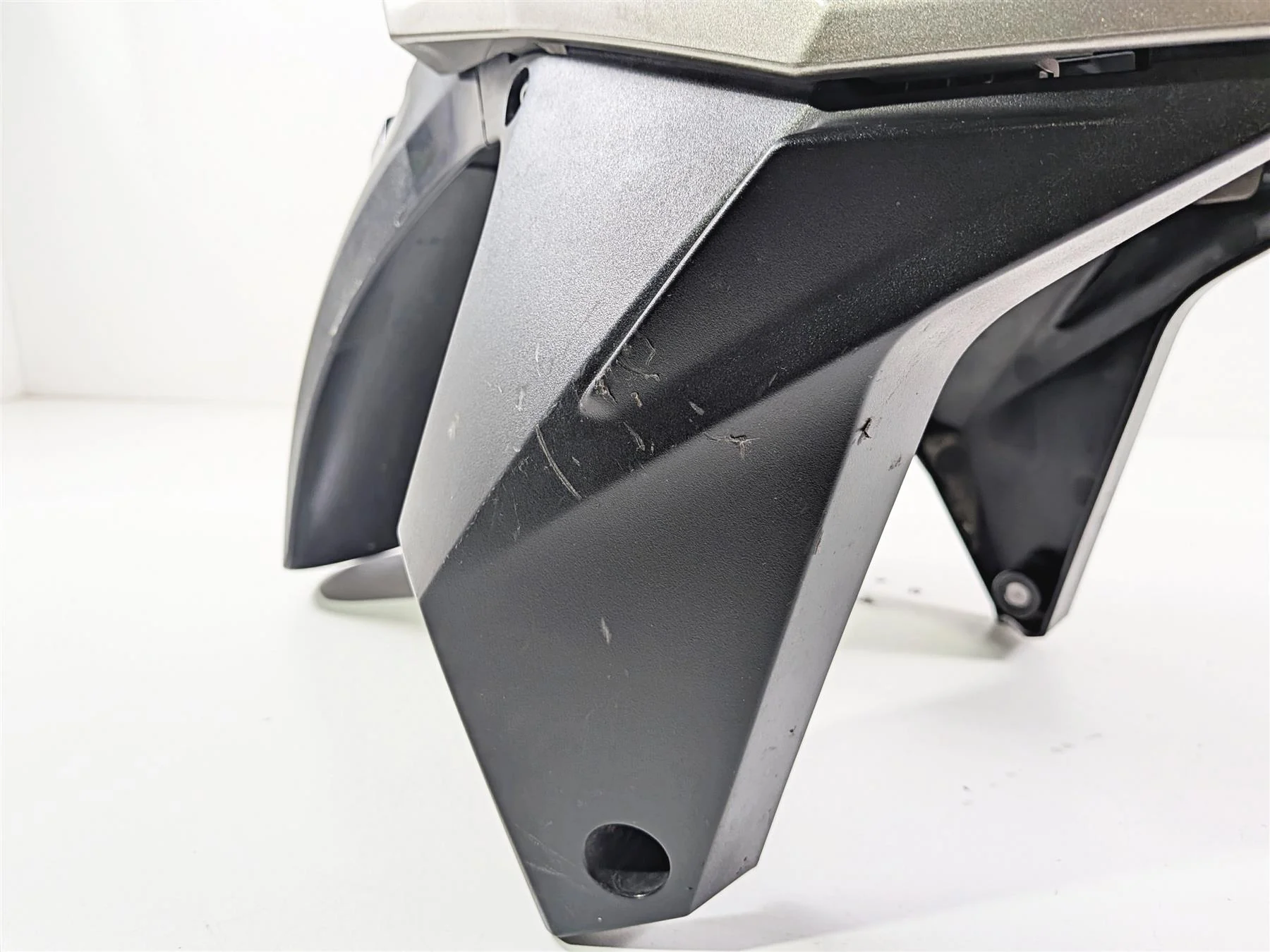 2016 BMW R1200RT RT RTW K52 Front Fender & Cover Platinbronze 46617728670 - Image 12