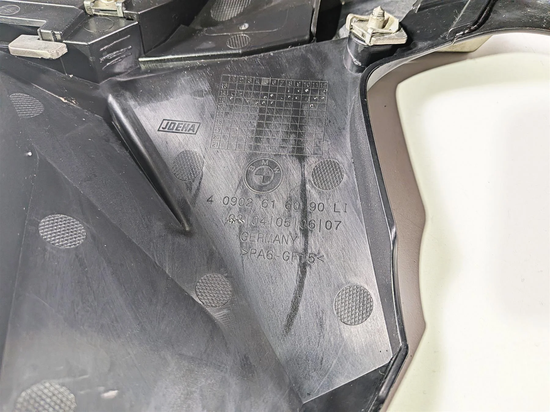 2016 BMW R1200RT RT RTW K52 Front Fender & Cover Platinbronze 46617728670 - Image 9