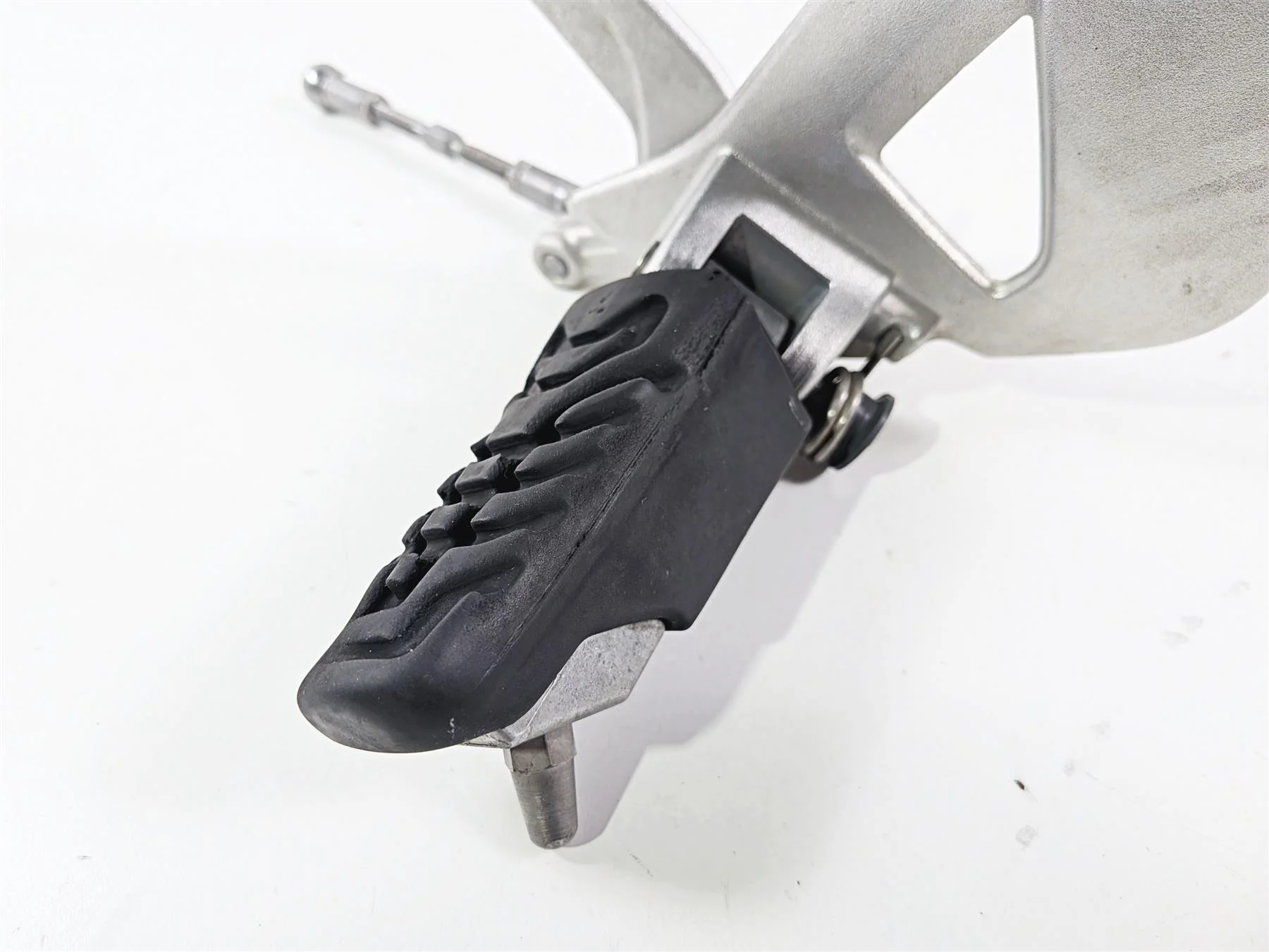 2016 BMW R1200RT RT RTW K52 Front Left Footpeg & Shifter 46718535641 46718560383 - Image 7