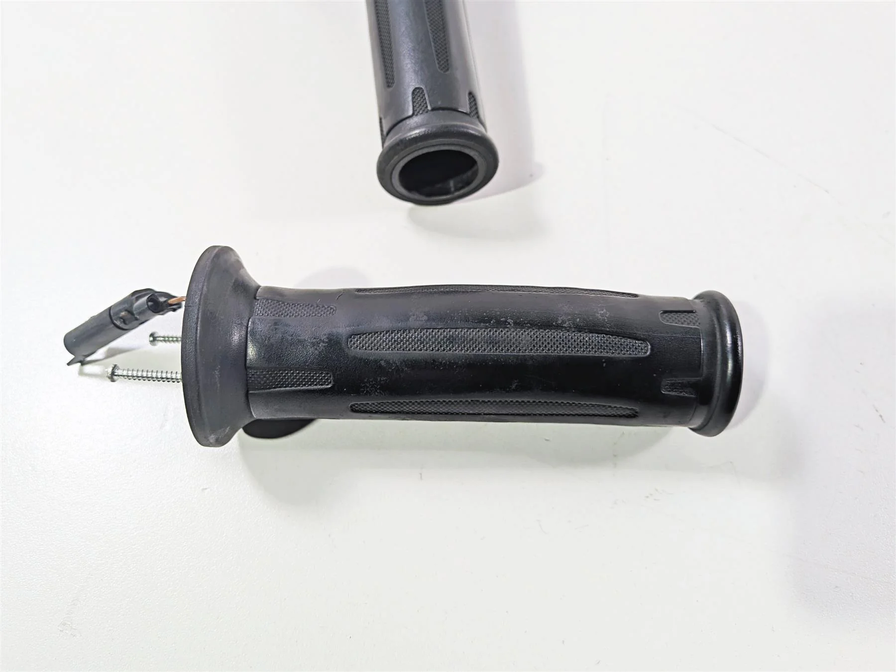 2016 BMW R1200RT RT RTW K52 Heated Hand Grip Set Grips 61318552117 61318552122 - Image 11