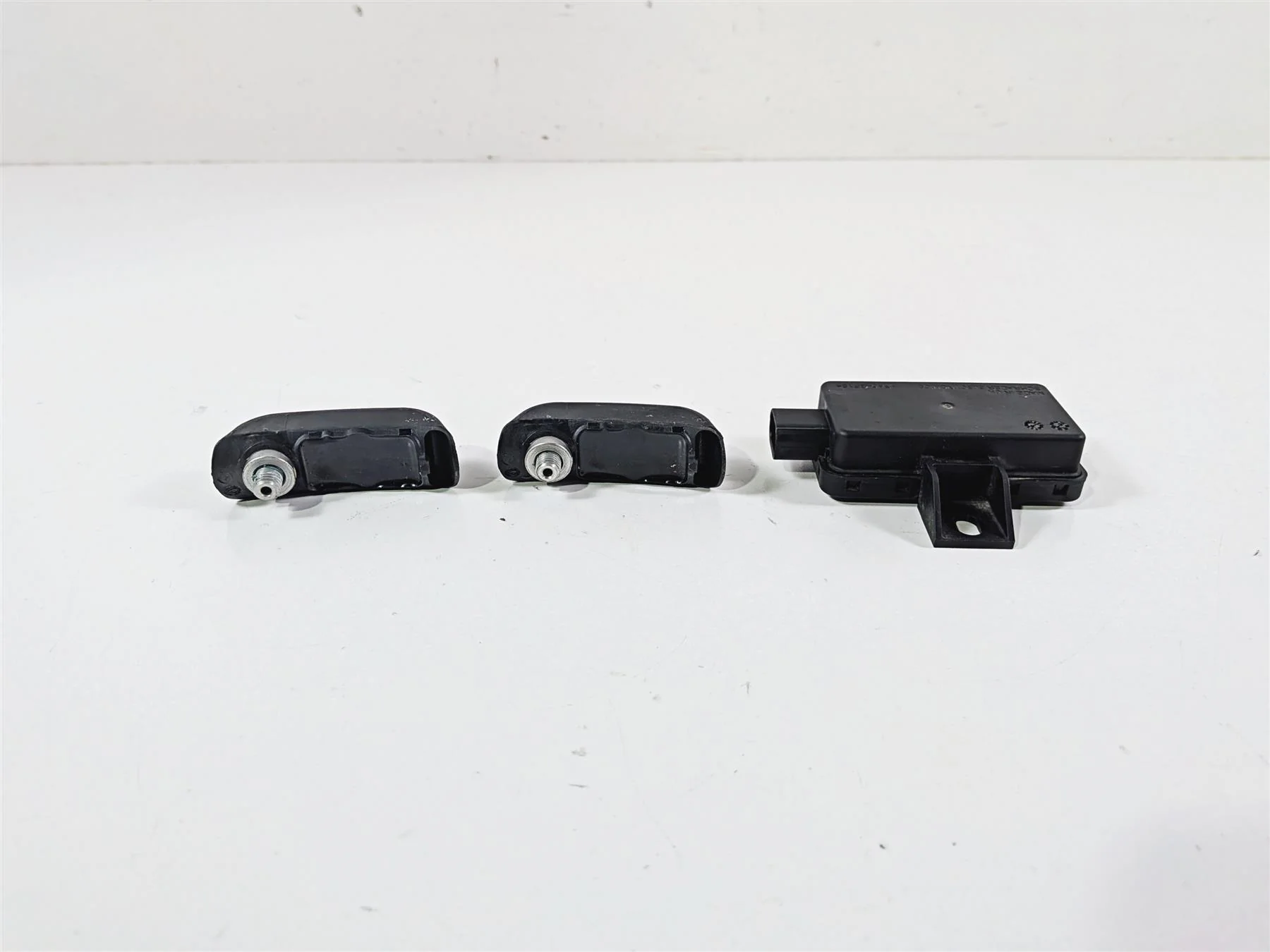 2016 BMW R1200RT RT RTW K52 Rdc Module Tire Pressure Sensor Set 65758546222 - Image 11
