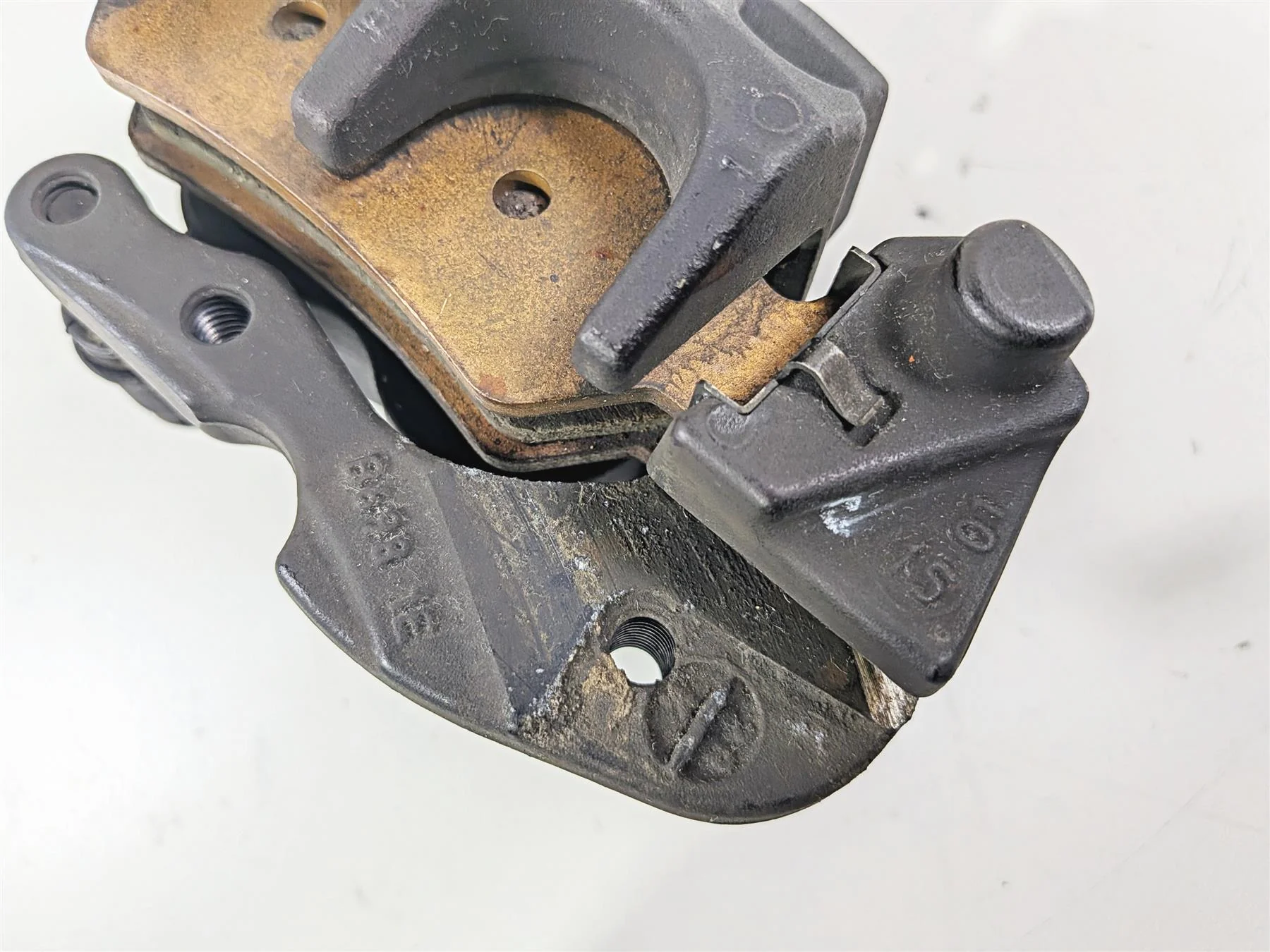 2016 BMW R1200RT RT RTW K52 Rear Brake Caliper Brembo 34218535160 - Image 9