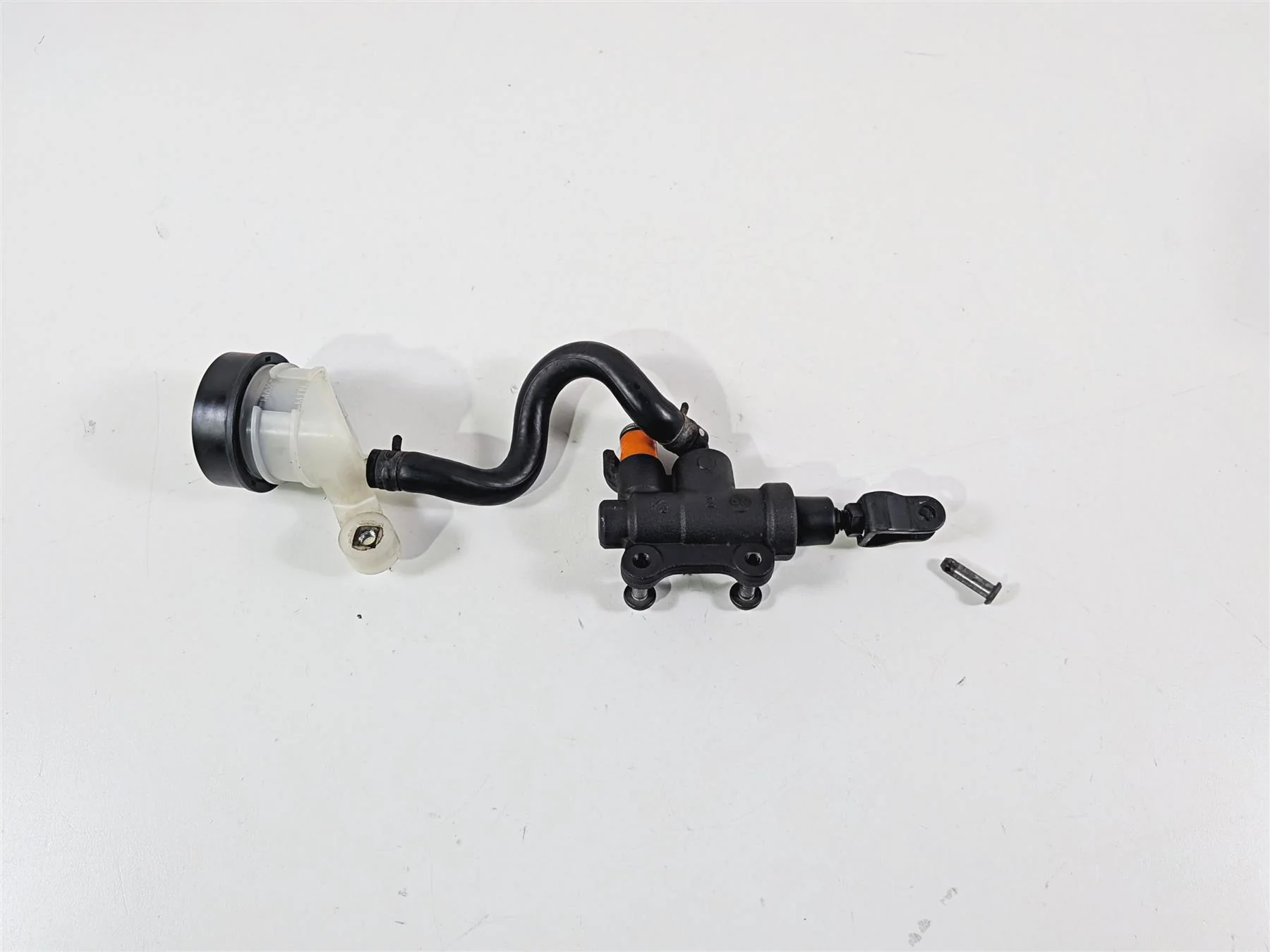 2016 BMW R1200RT RT RTW K52 Rear Brake Master Cylinder Nissin 34318522398 - Image 7