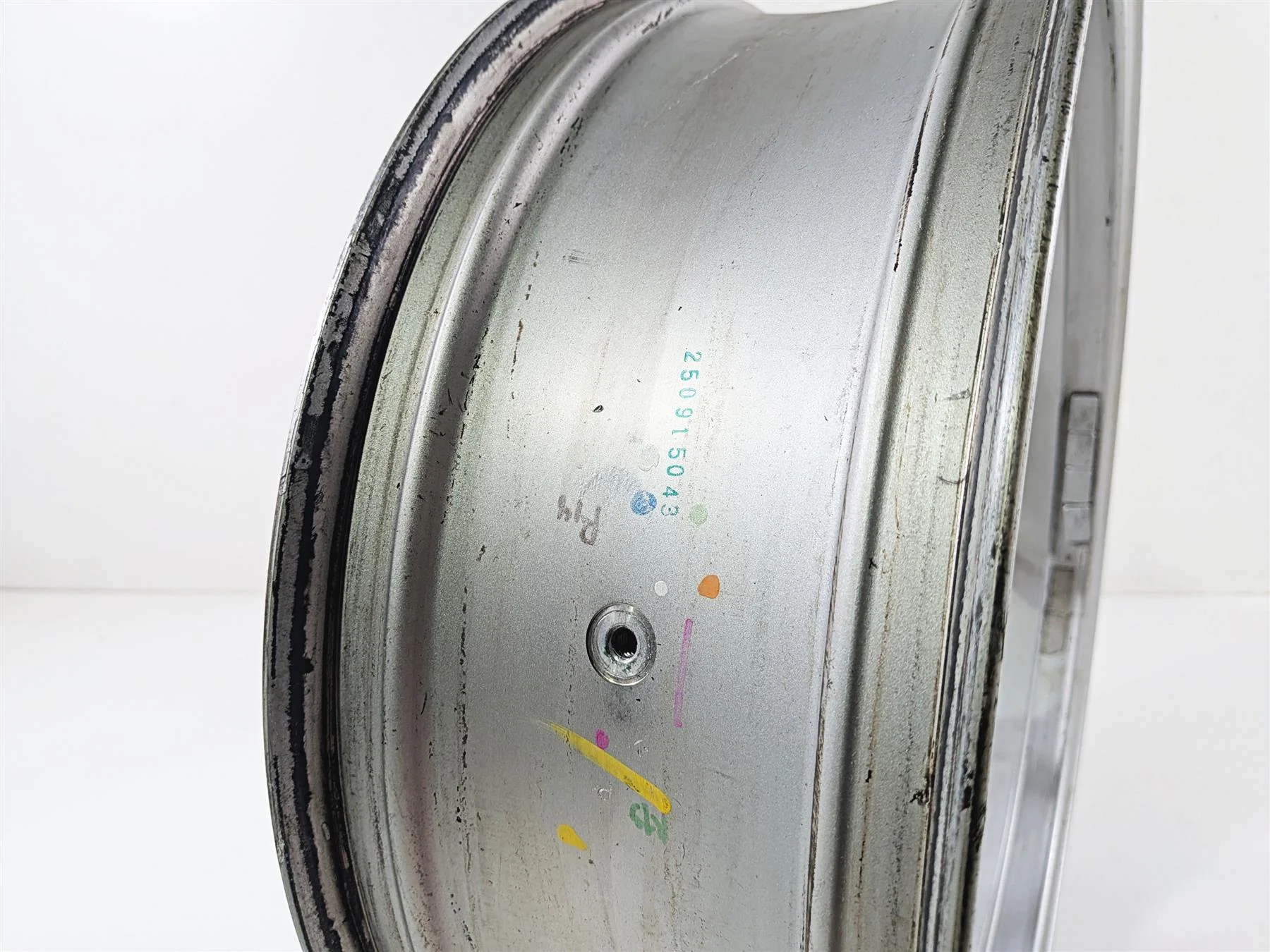 2016 BMW R1200RT RT RTW K52 Rear Wheel Rim 17x5.5 Straight 36317727235 - Image 7