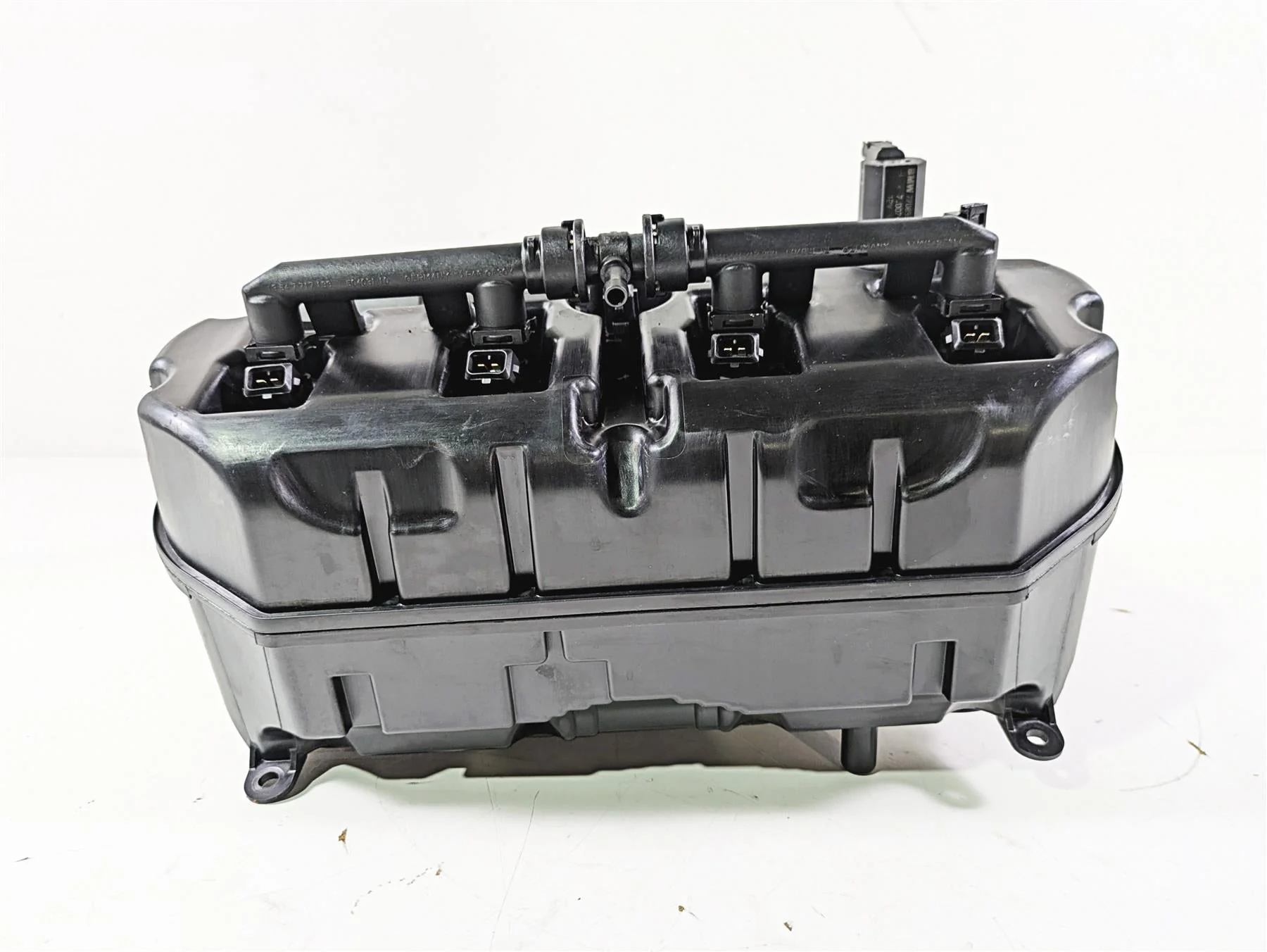 2016 BMW S1000RR K46 Air Box Cleaner Breather & Injectors 13718561315 - Image 6