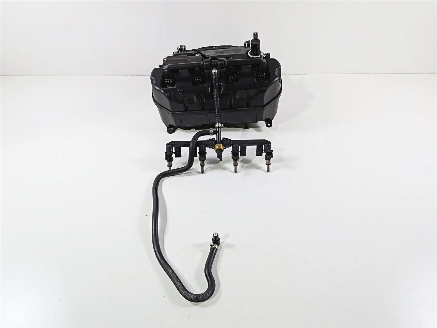 2016 BMW S1000RR K46 Air Box Cleaner Breather Intake & Injector Set 13718561315 - Image 12