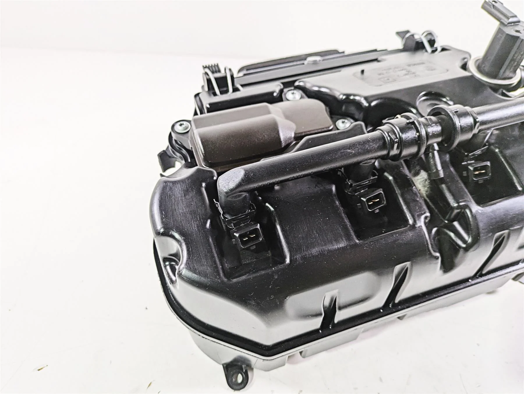 2016 BMW S1000RR K46 Airbox Intake & Injector Set 13718561315 - Image 11