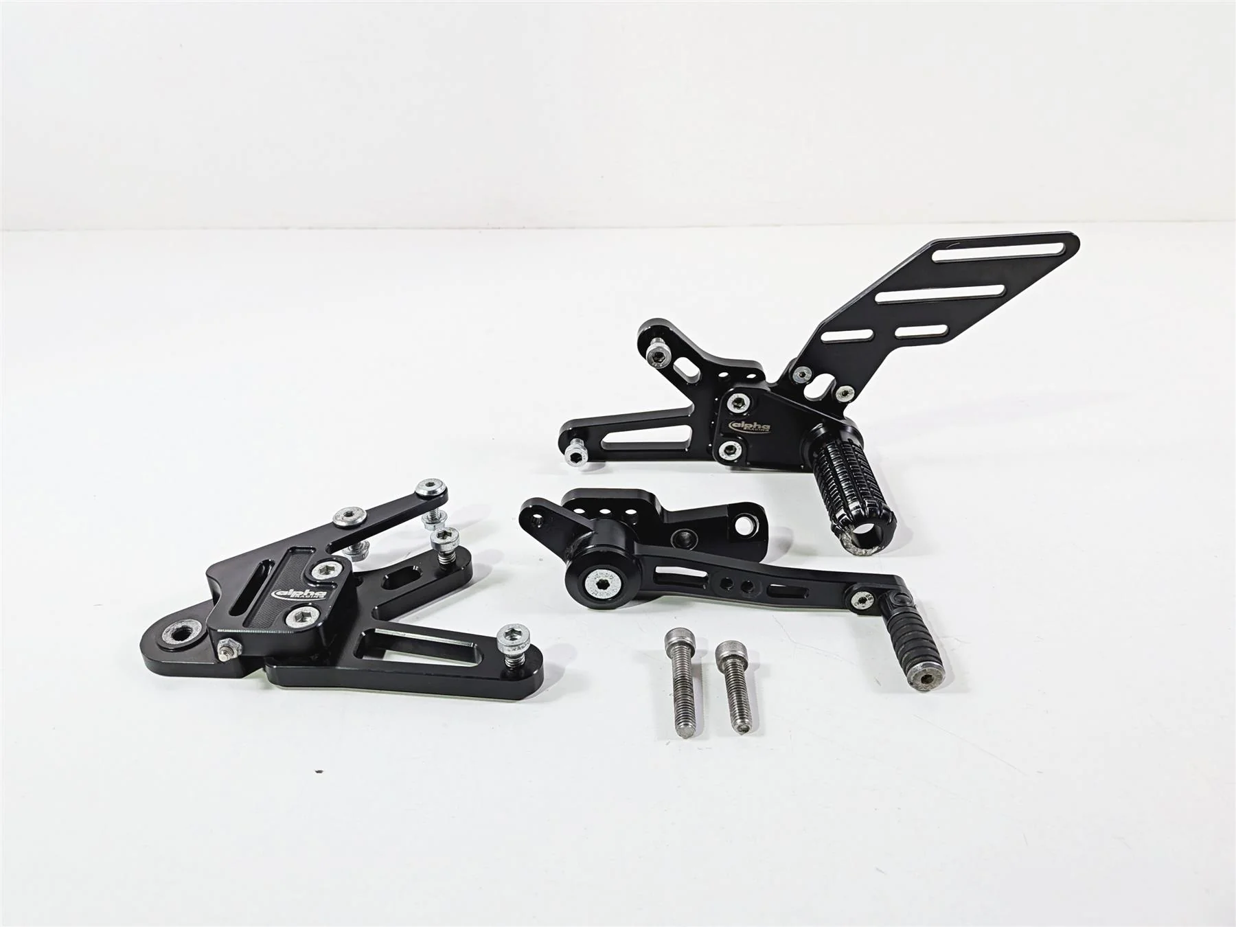 2016 BMW S1000RR K46 Alpha Racing Left Foot Peg & Shifter + Right Mount - Image 3