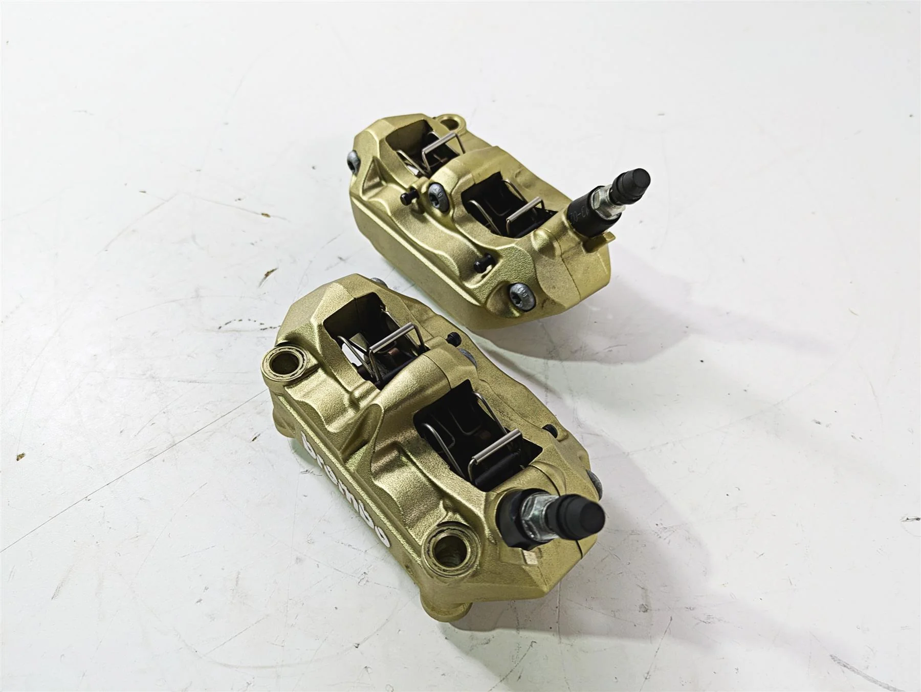 2016 BMW S1000RR K46 Brembo Front Brake Caliper Set Gold 34117714783 34117714784 - Image 3