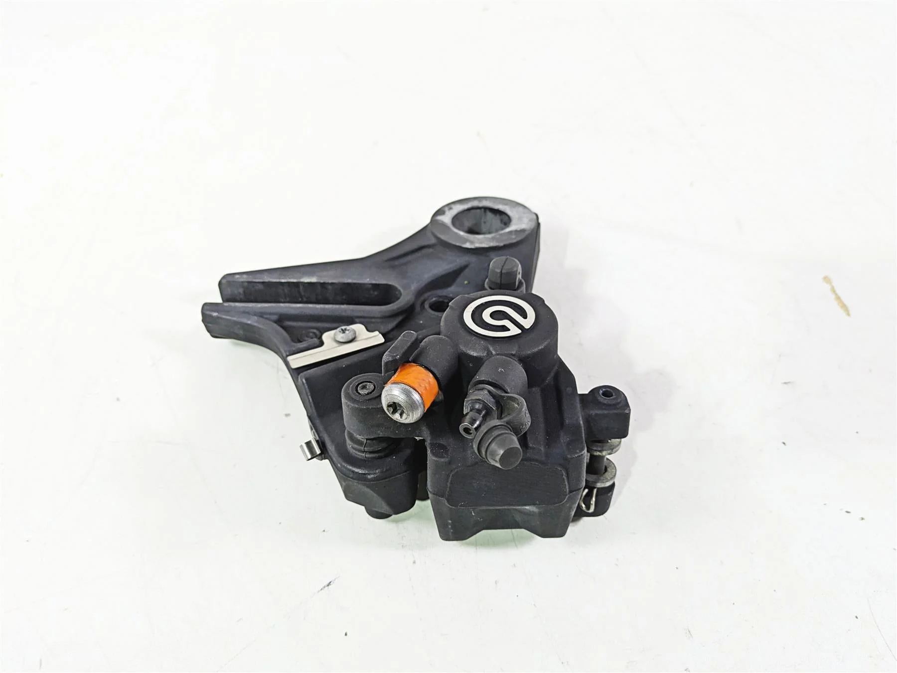2016 BMW S1000RR K46 Brembo Rear Brake Caliper & Bracket 34217718562 - Image 3