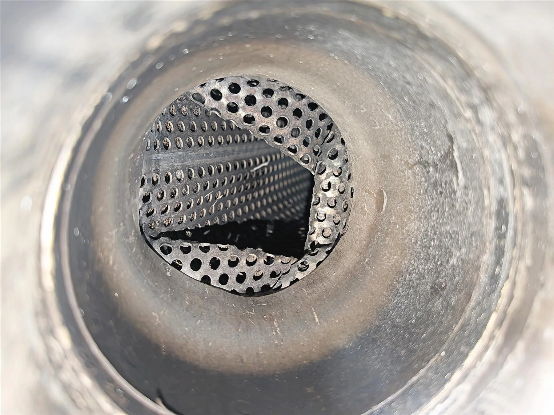 2016 BMW S1000RR K46 Damaged Akrapovic Carbon Fiber Exhaust Pipe Muffler M-HR045 - Image 11