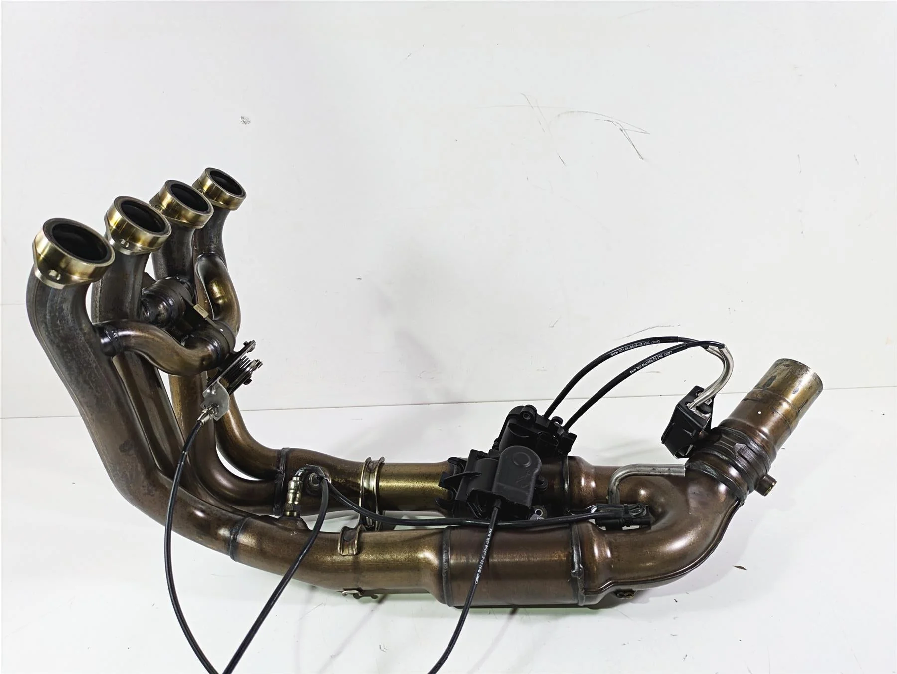 2016 BMW S1000RR K46 Exhaust Header & Servo Motor 18518548761 - Image 4