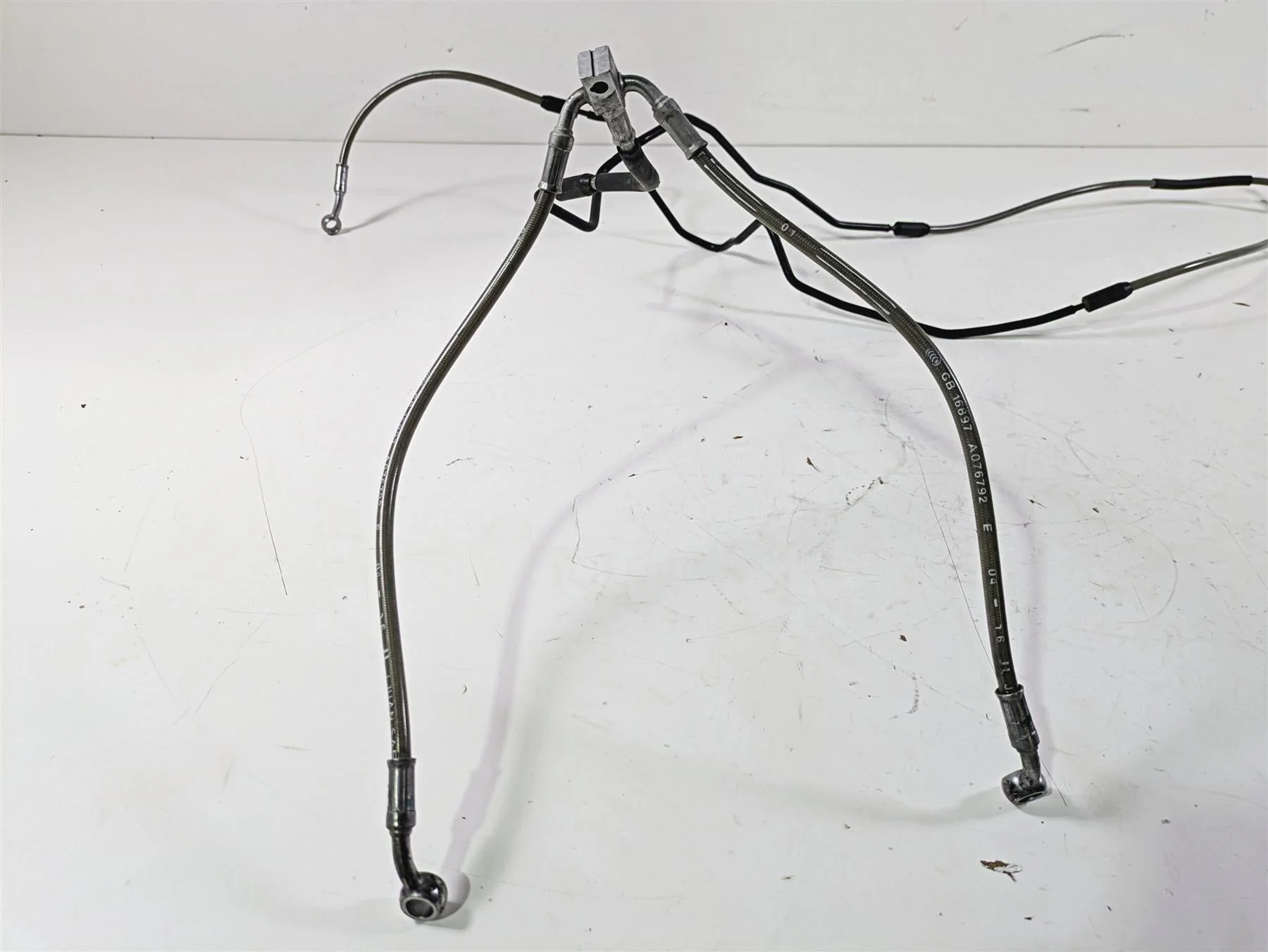 2016 BMW S1000RR K46 Front Abs Brake Line Set 34328549513 34328549514 - Image 5