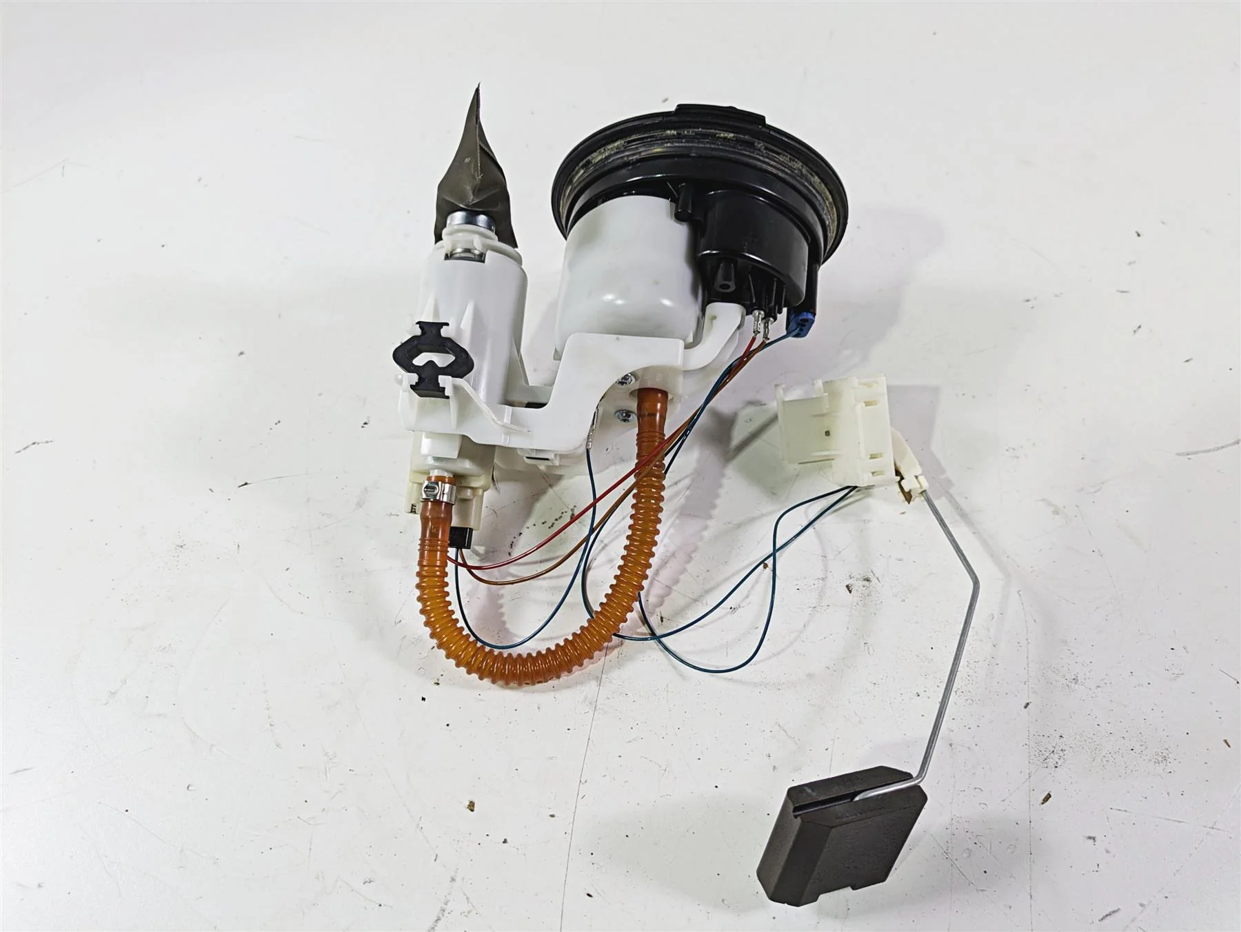 2016 BMW S1000RR K46 Fuel Gas Petrol Pump Tested 16147718349 - Image 3