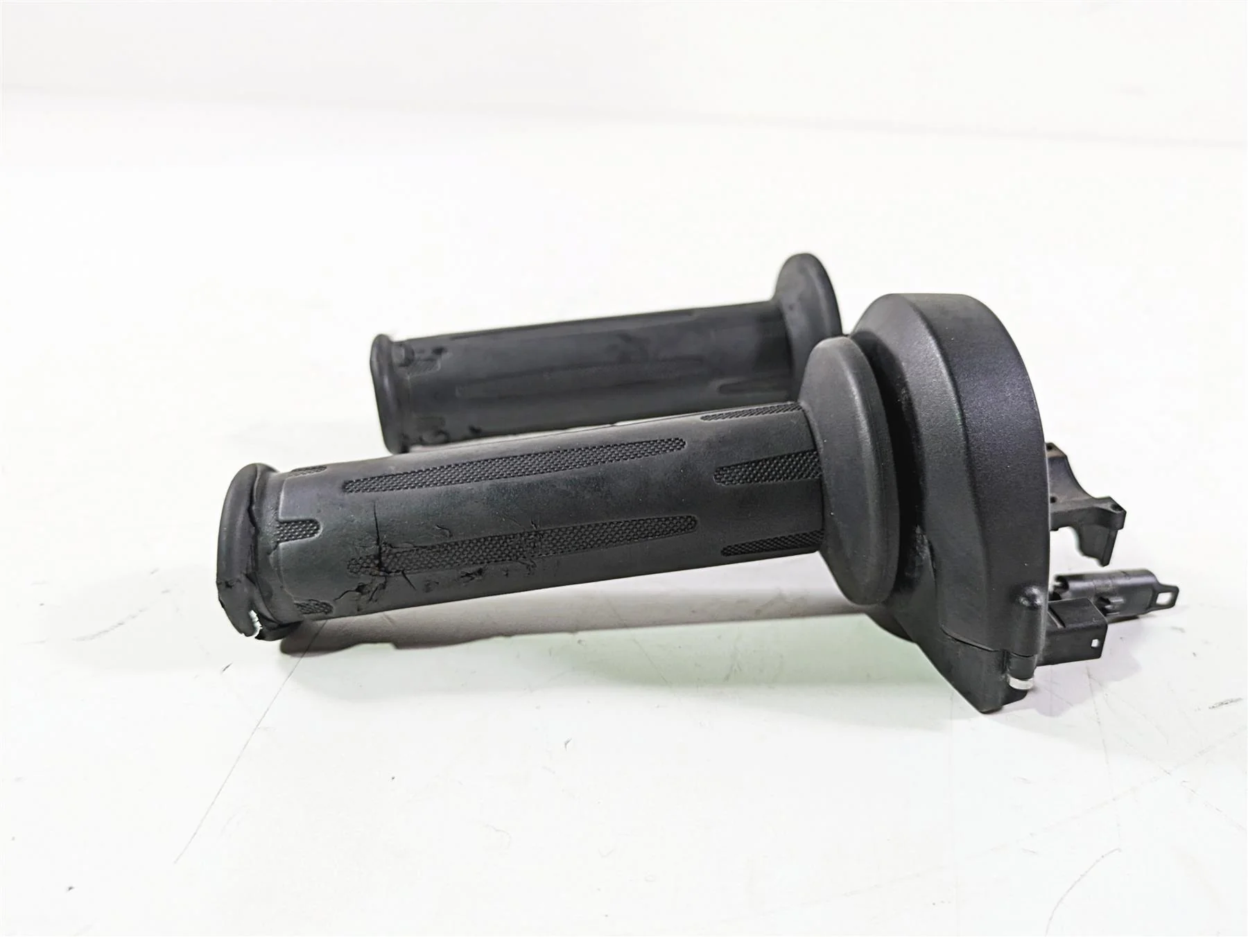 2016 BMW S1000RR K46 Heated Hand Grip Set -READ 61317727065 61318534424 - Image 6