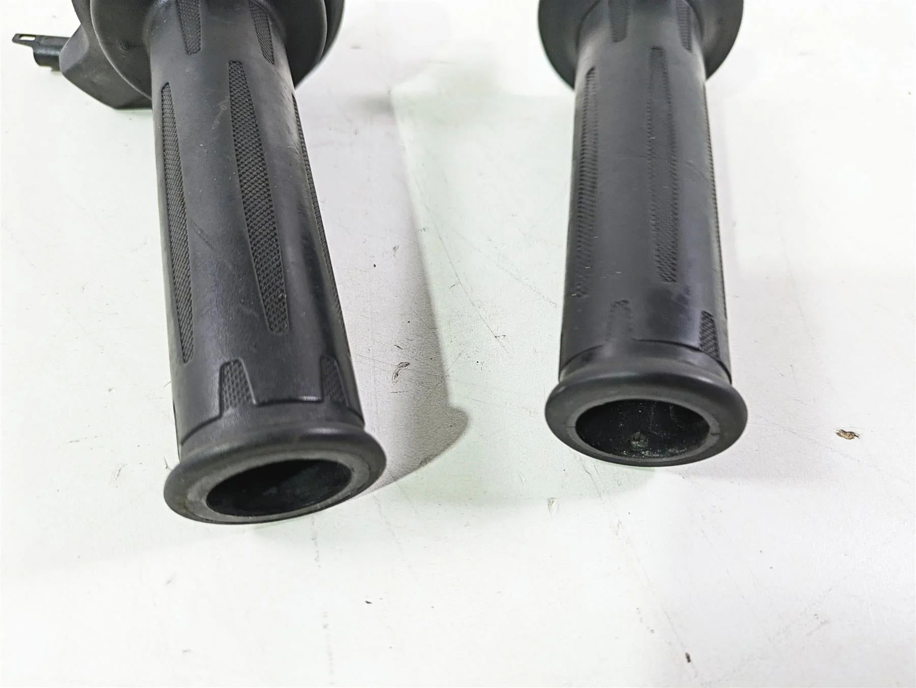 2016 BMW S1000RR K46 Heated Left Right Hand Grip Set Cruise 61317727065 - Image 12