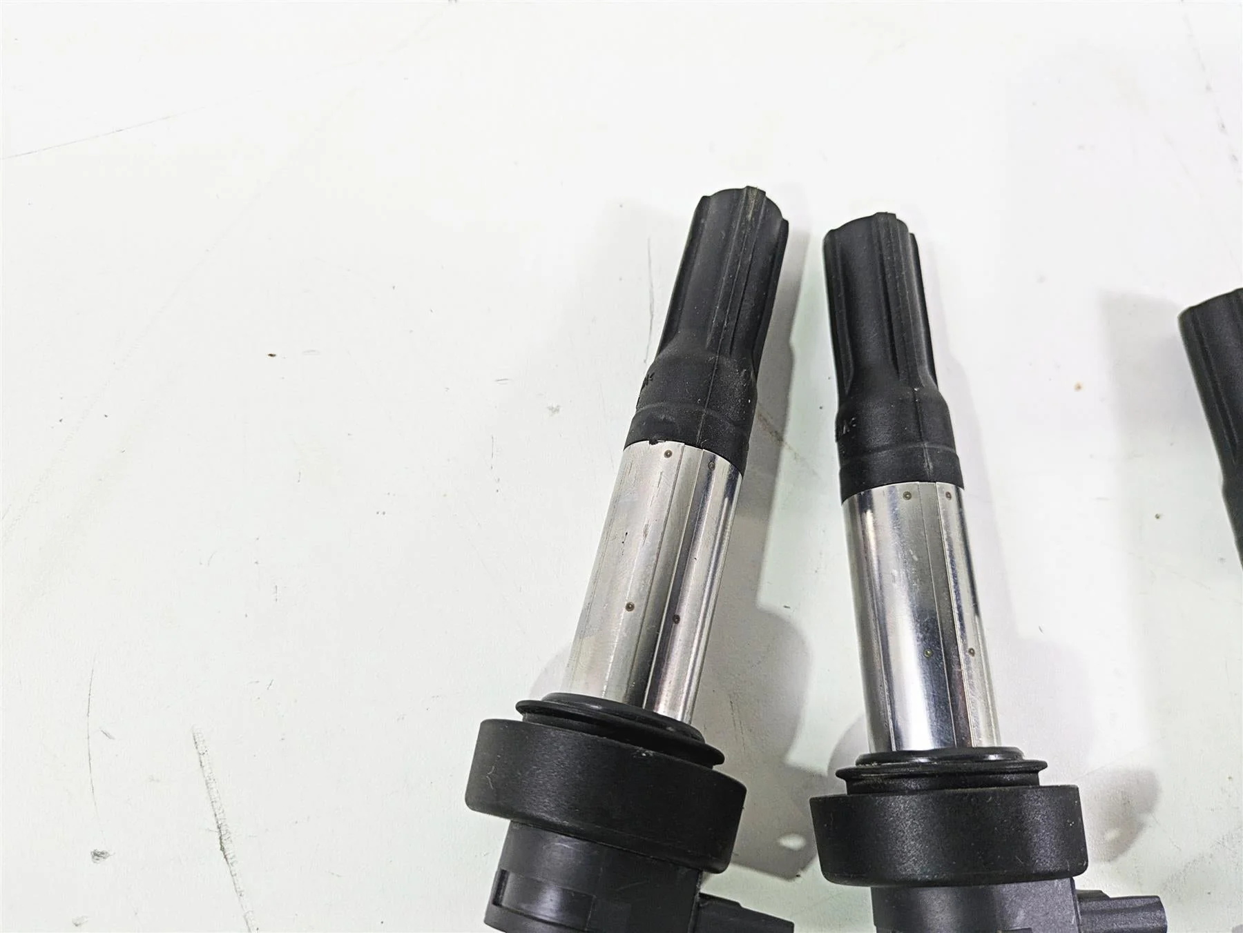 2016 BMW S1000RR K46 Ignition Coil Set - One Clip Broke 12138523972 - Image 12