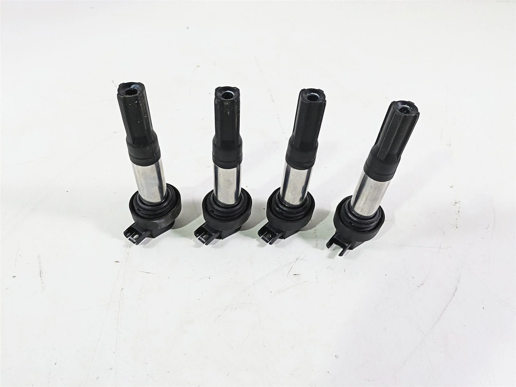 2016 BMW S1000RR K46 Ignition Coil Set - One Clip Broke 12138523972 - Image 3