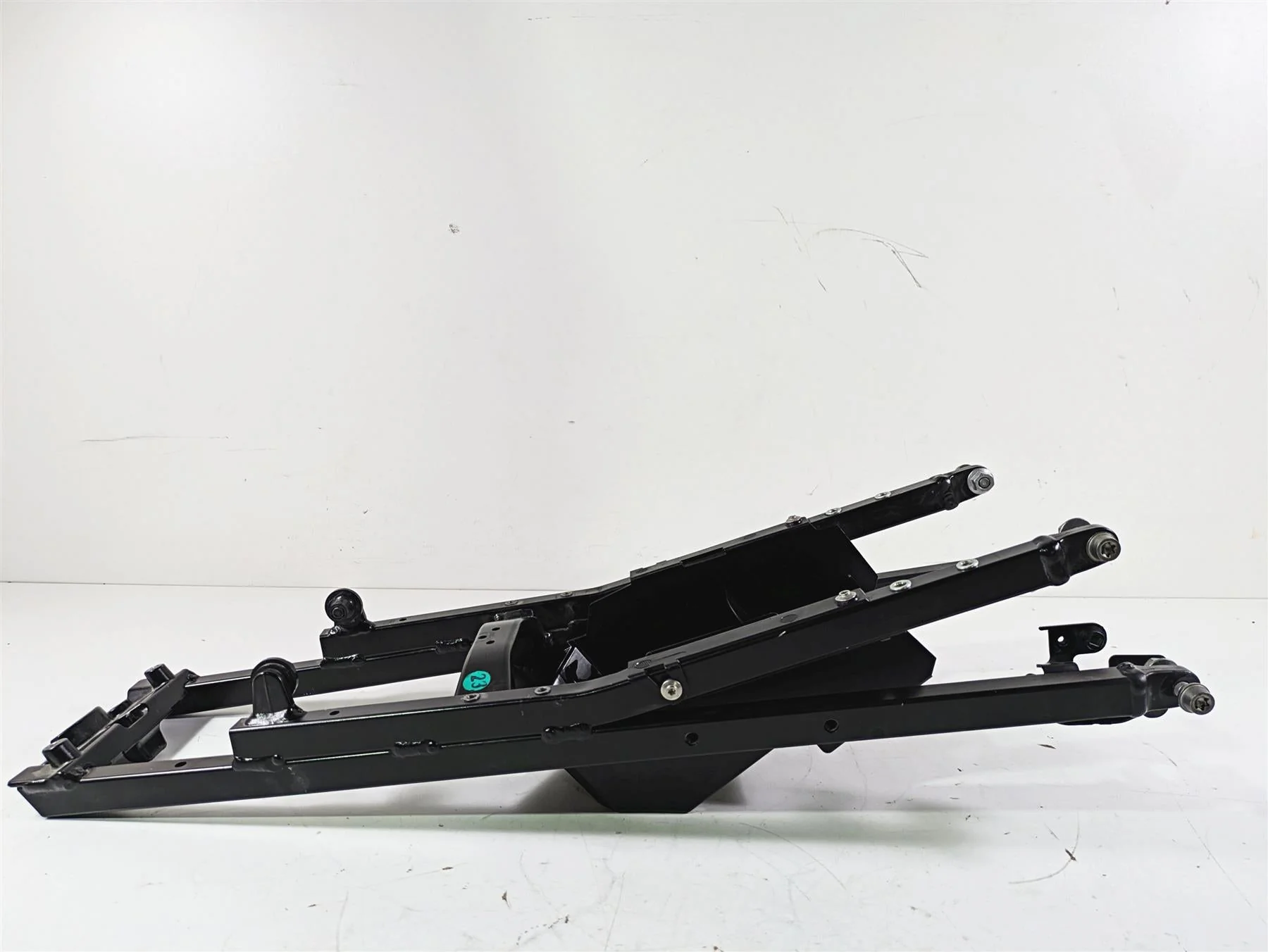 2016 BMW S1000RR K46 Rear Subframe & Inner Fender 46518550381 46628534196 - Image 2