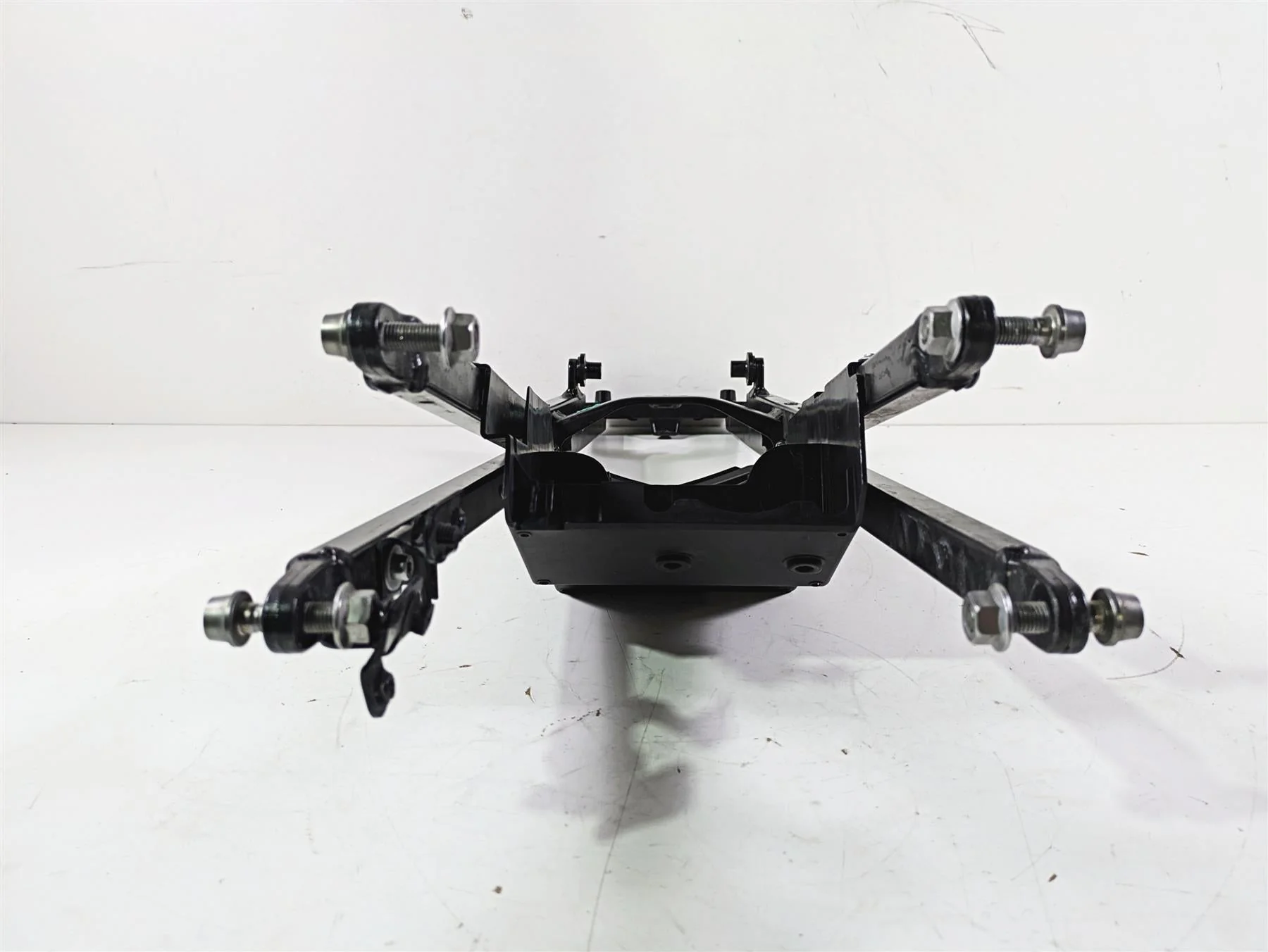 2016 BMW S1000RR K46 Rear Subframe & Inner Fender 46518550381 46628534196 - Image 5
