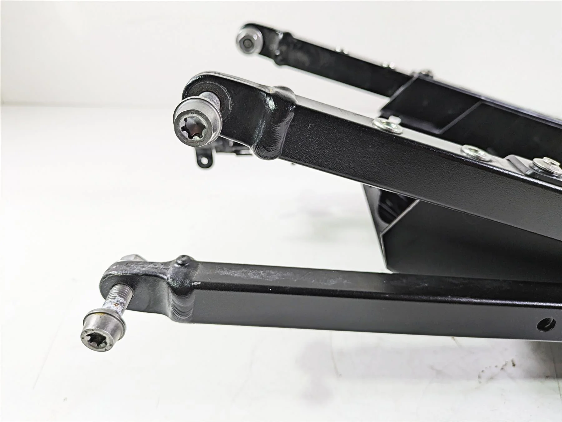 2016 BMW S1000RR K46 Rear Subframe & Inner Fender 46518550381 46628534196 - Image 8